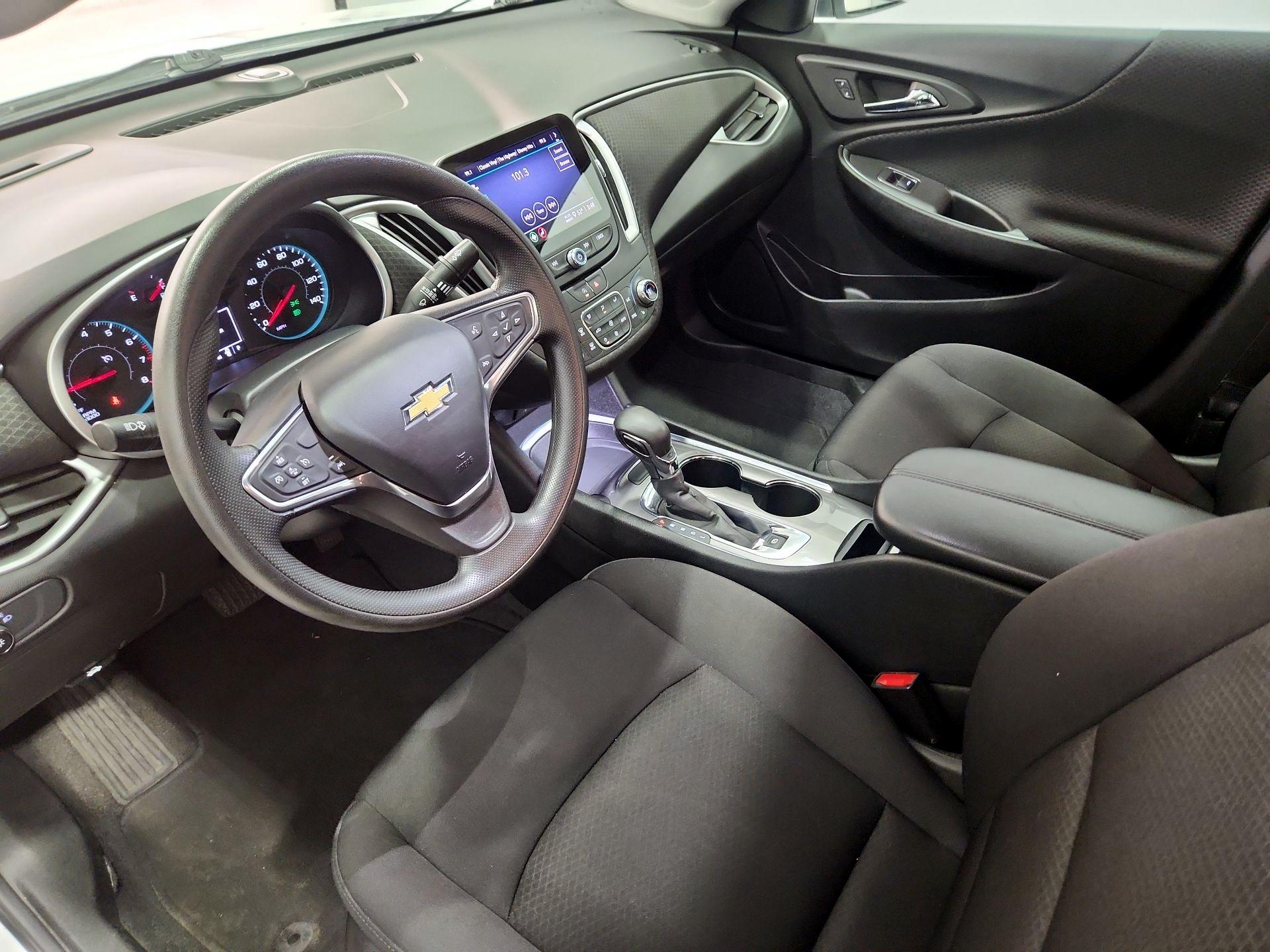 Thumbnail: 2023 Chevrolet Malibu - 11