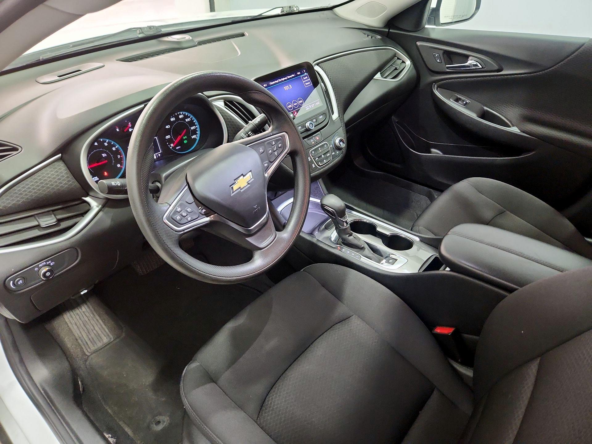 Thumbnail: 2023 Chevrolet Malibu - 13