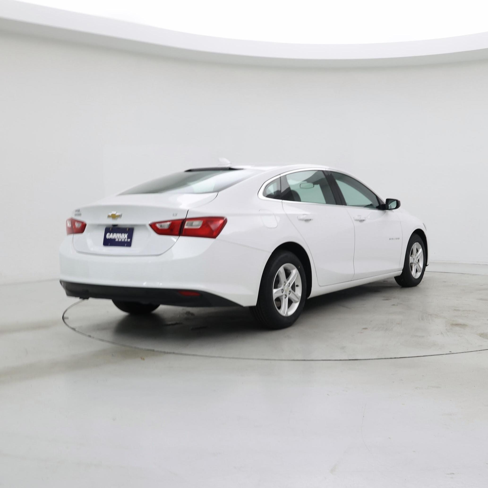 Thumbnail: 2023 Chevrolet Malibu - 8