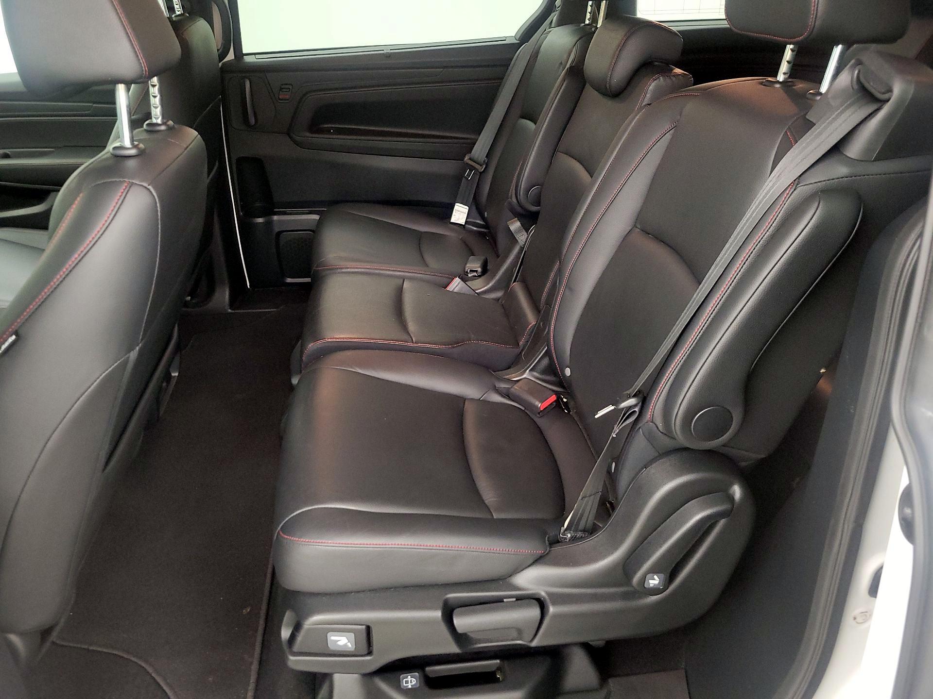 Thumbnail: 2023 Honda Odyssey - 19