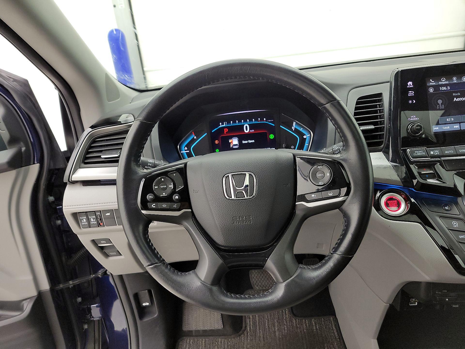 Thumbnail: 2023 Honda Odyssey - 10