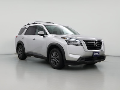 2023 Nissan Pathfinder SV