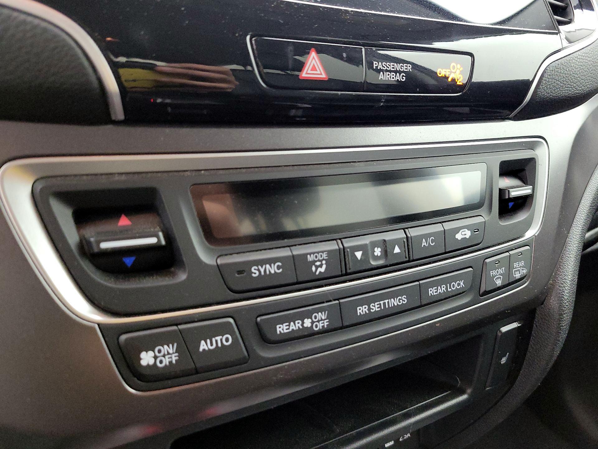 Thumbnail: 2021 Honda Pilot - 16