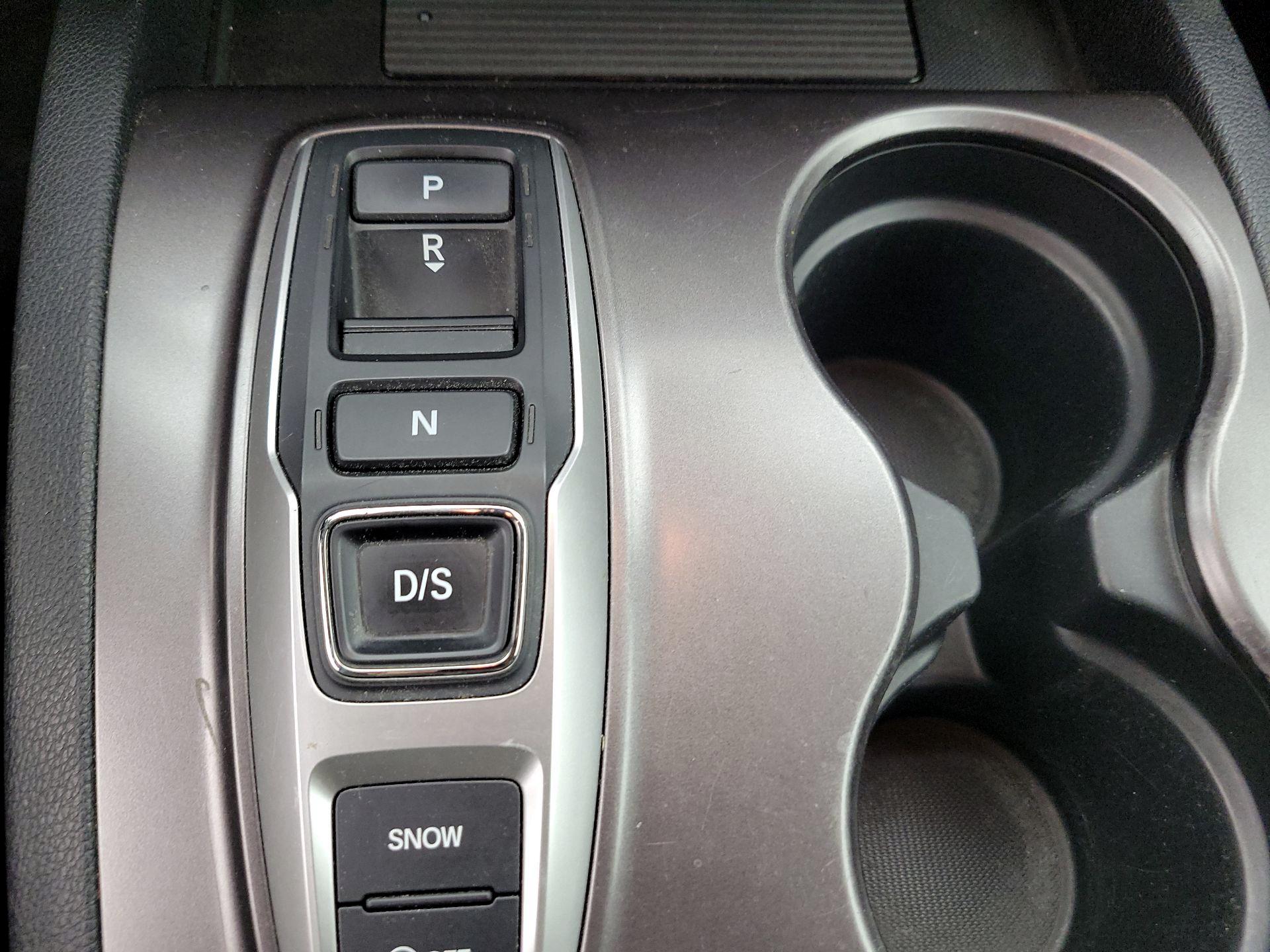 Thumbnail: 2021 Honda Pilot - 17