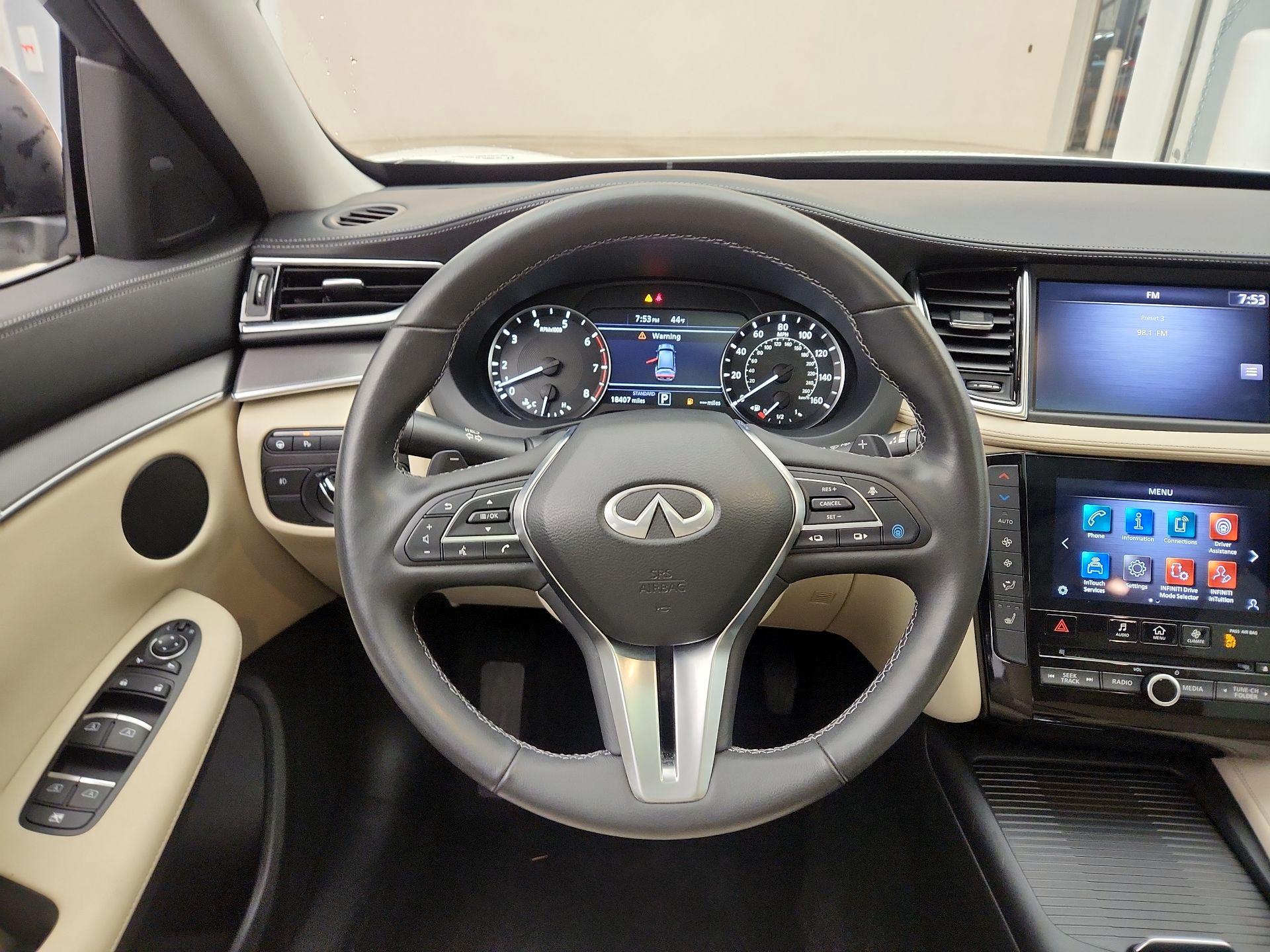Thumbnail: 2022 INFINITI QX50 - 10