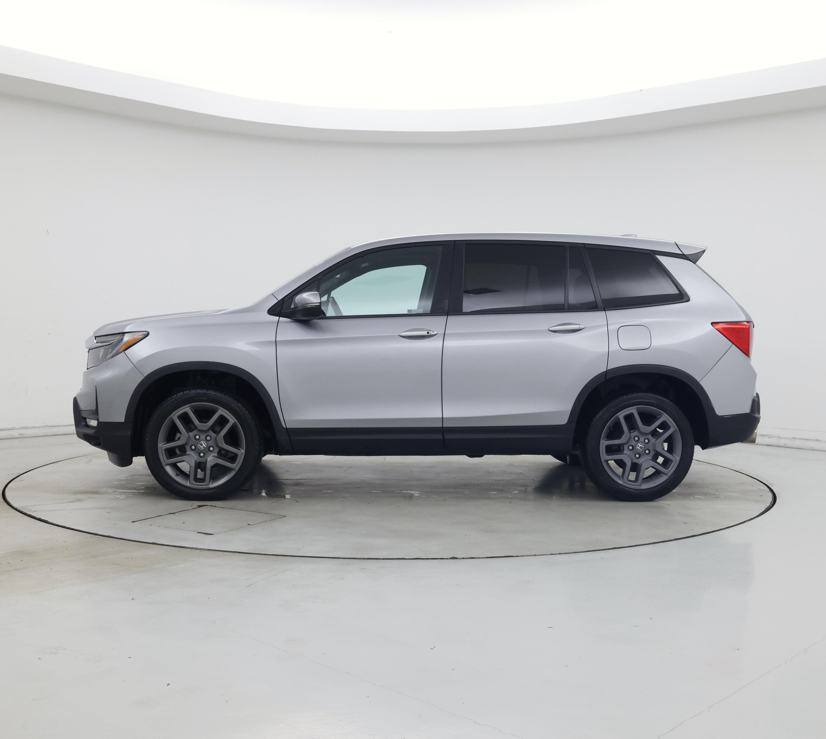 Thumbnail: 2023 Honda Passport - 3