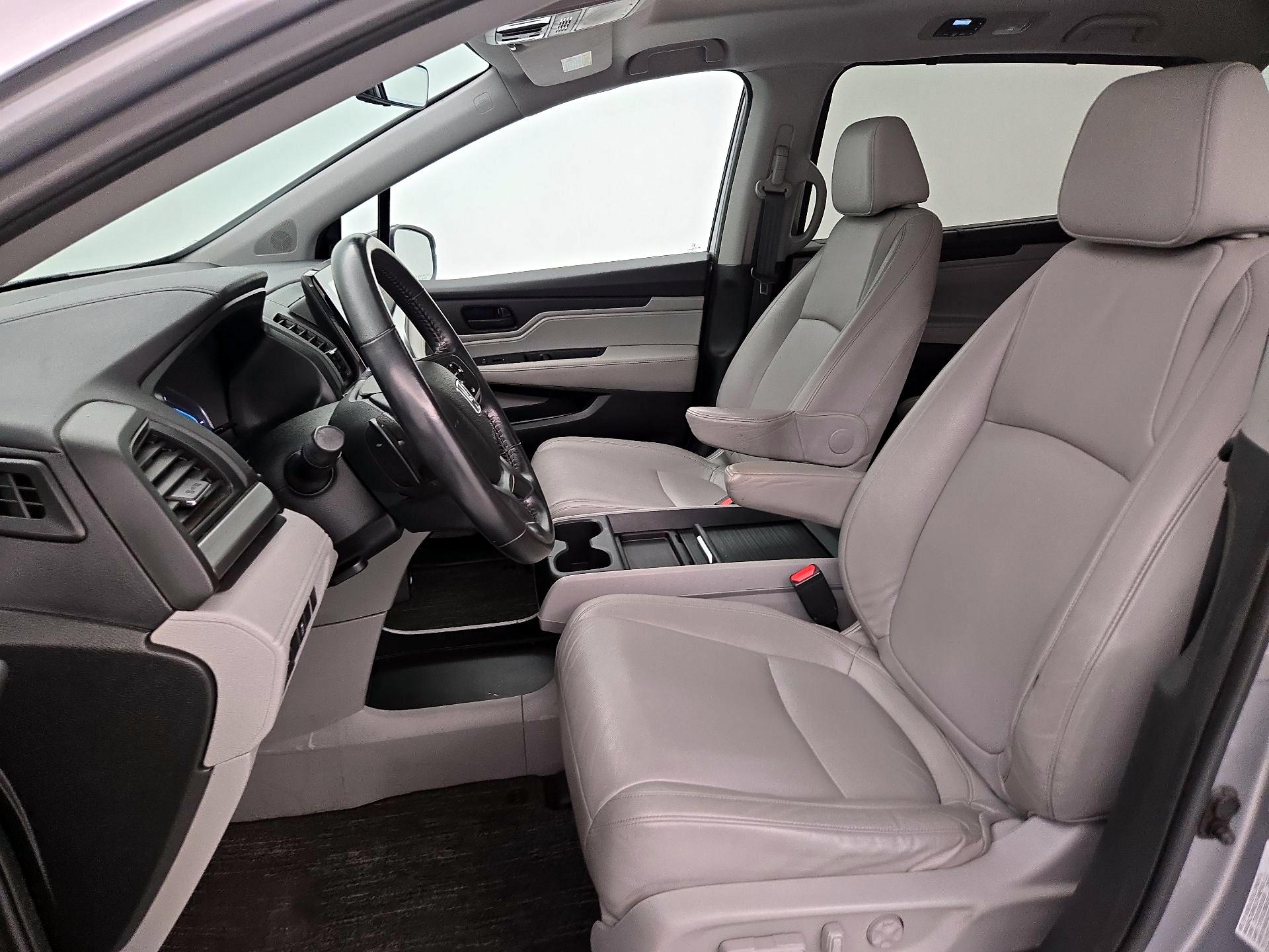 Thumbnail: 2023 Honda Odyssey - 11