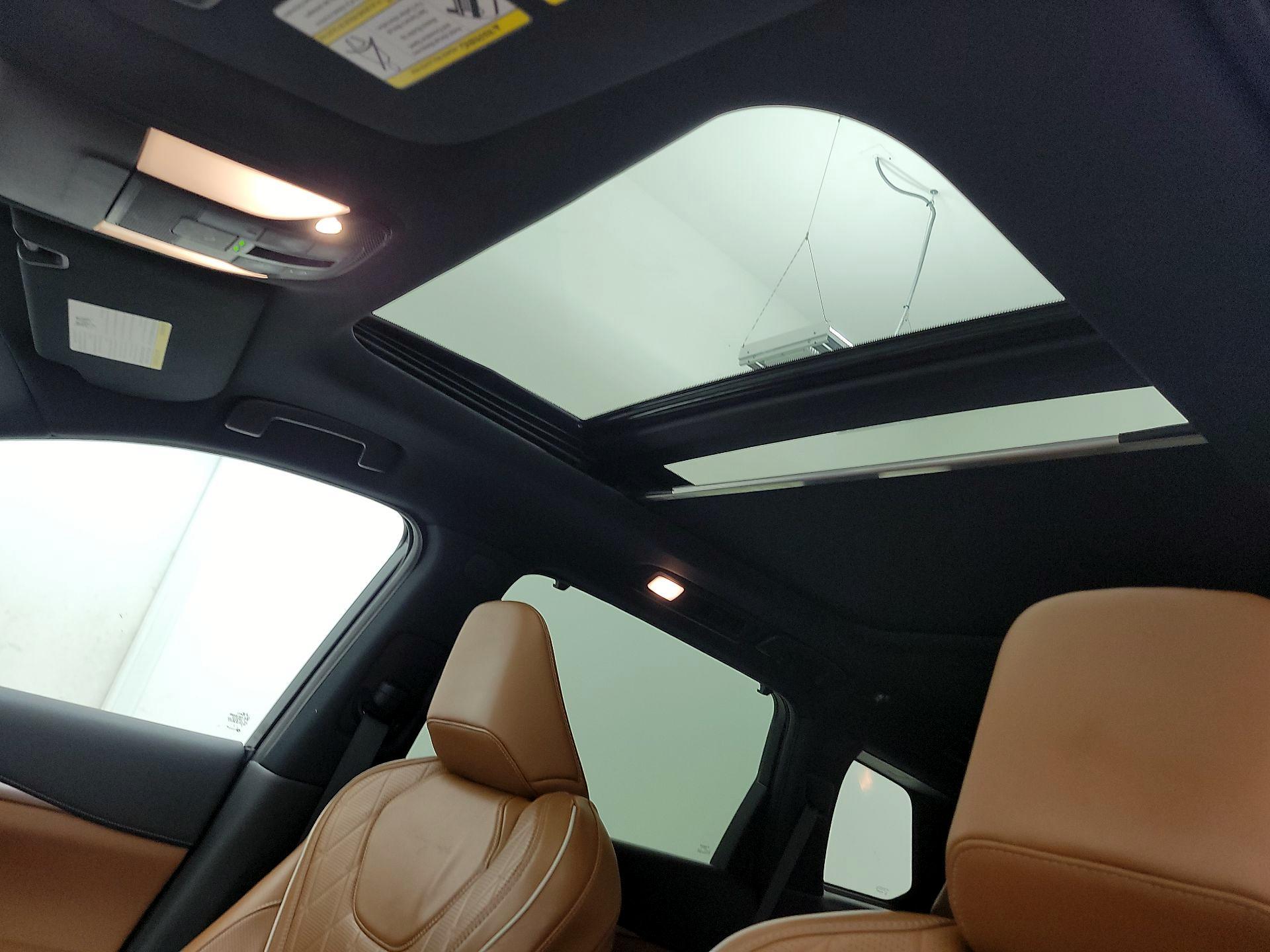 Thumbnail: 2022 INFINITI QX60 - 18