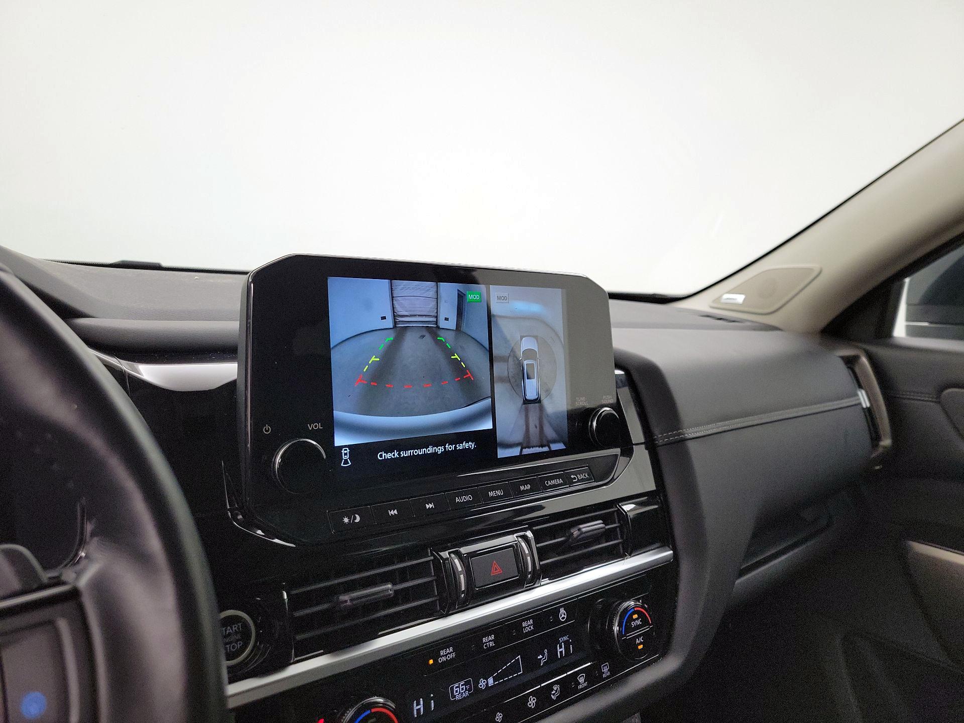 Thumbnail: 2022 Nissan Pathfinder - 15