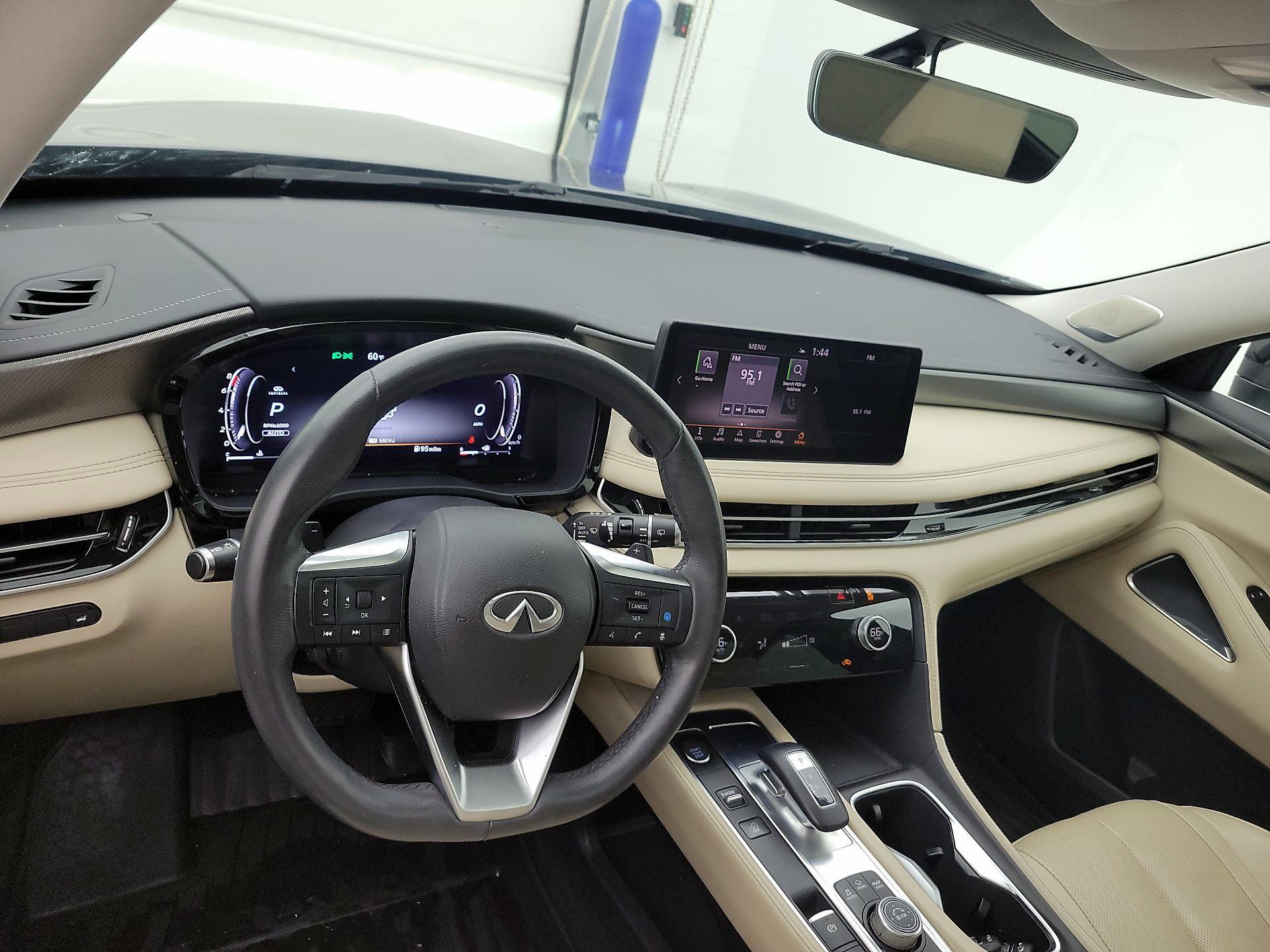 Thumbnail: 2023 INFINITI QX60 - 9