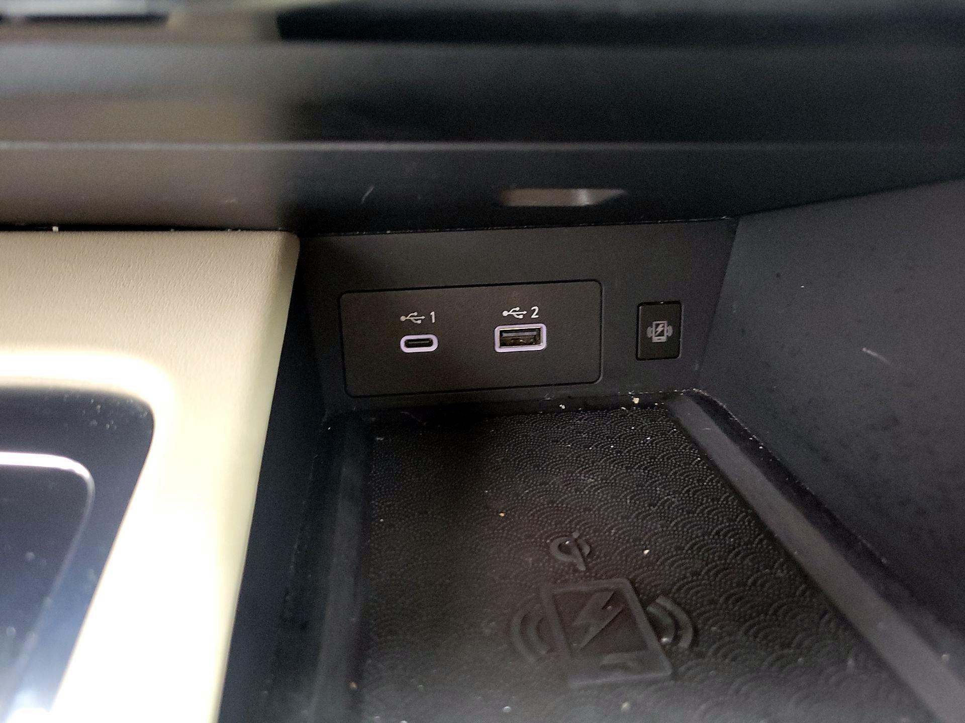 Thumbnail: 2023 INFINITI QX60 - 18