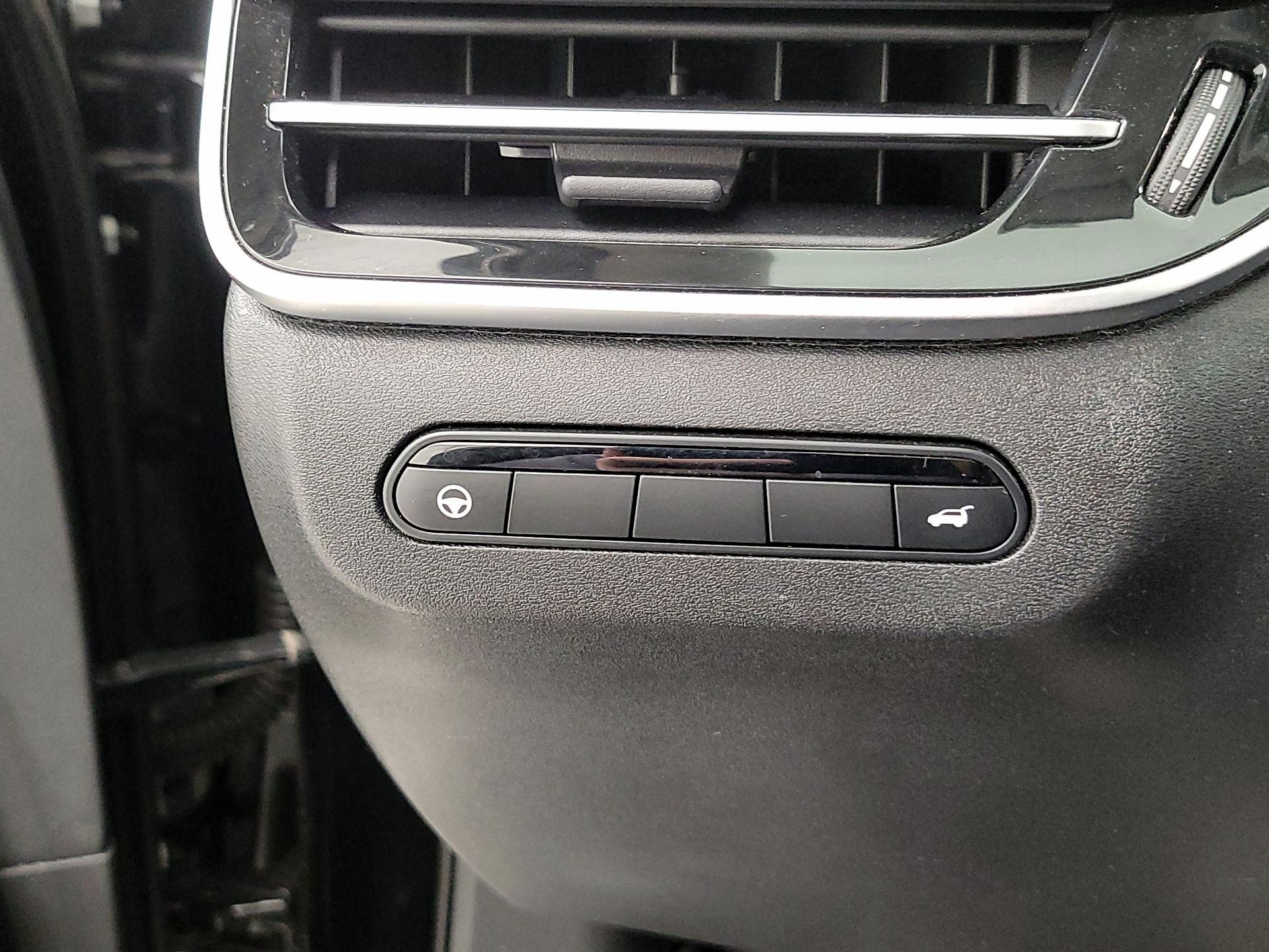 Thumbnail: 2023 INFINITI QX60 - 13