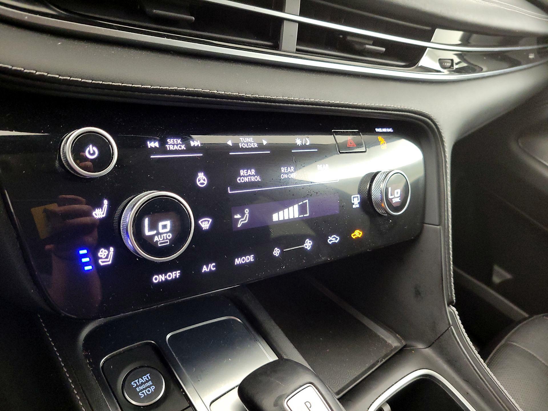 Thumbnail: 2023 INFINITI QX60 - 17