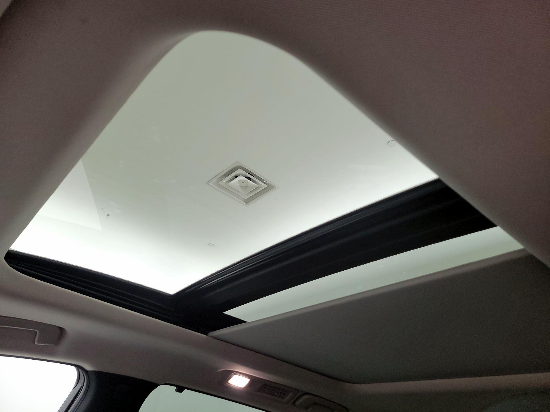 Thumbnail: 2023 INFINITI QX60 - 20