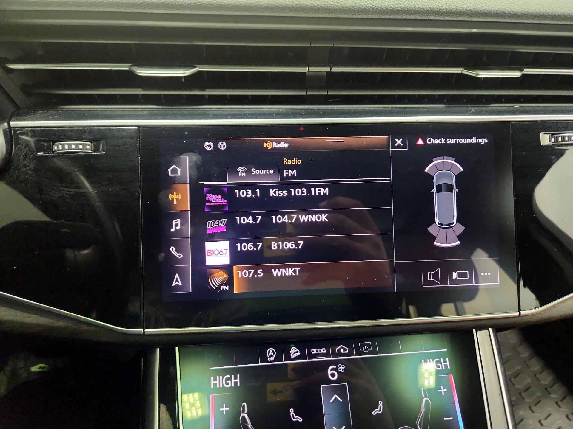 Thumbnail: 2021 Audi Q7 - 16