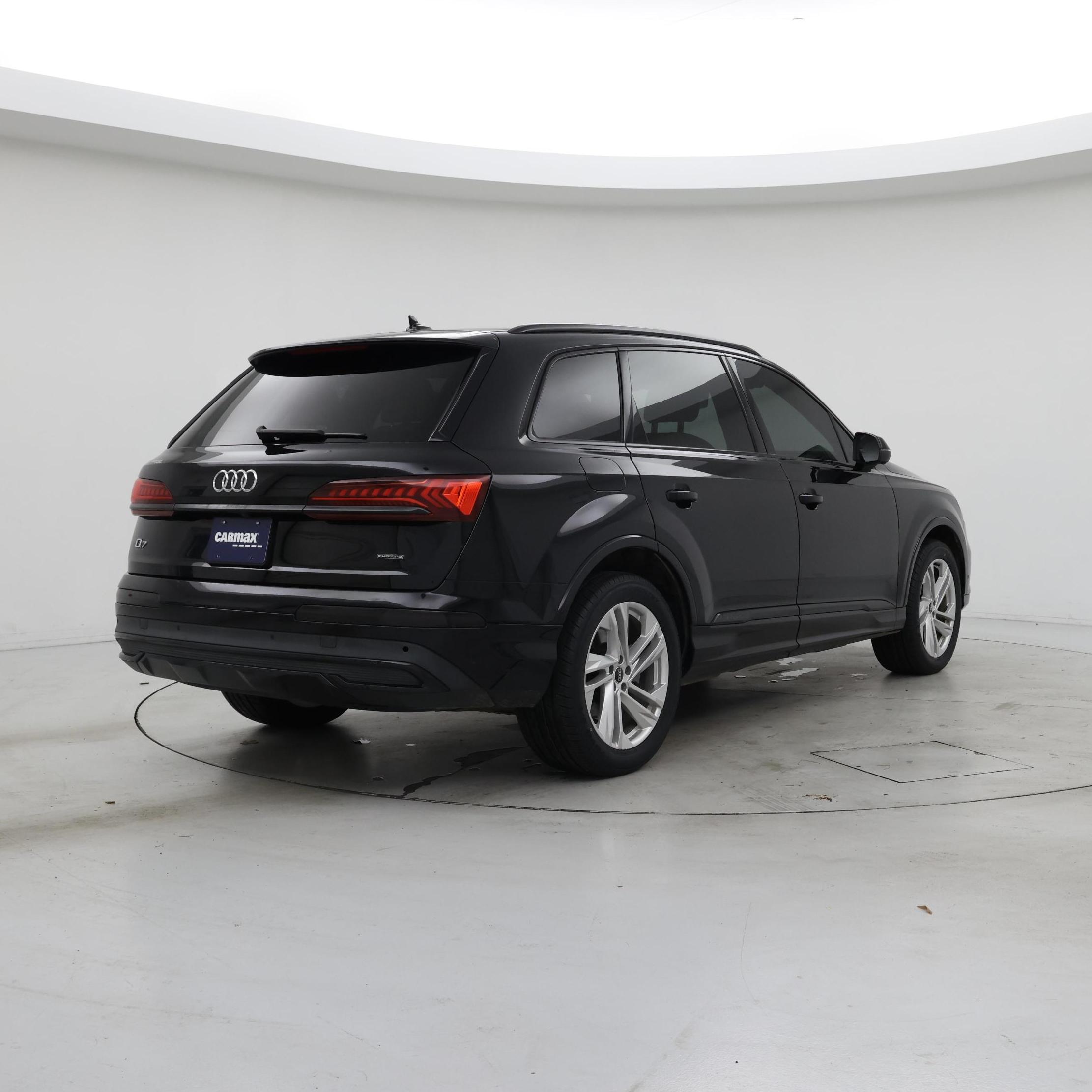 Thumbnail: 2021 Audi Q7 - 8