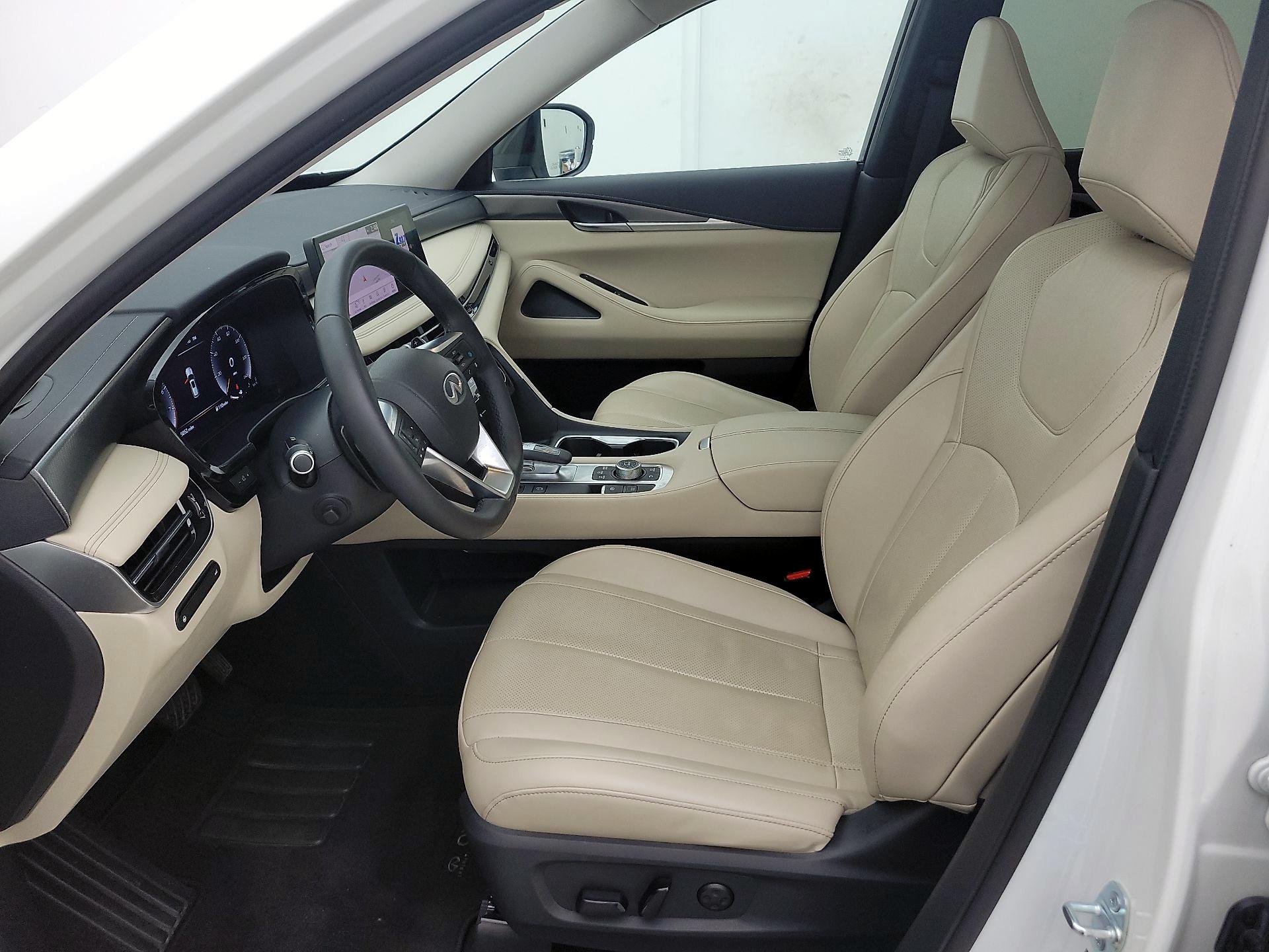 Thumbnail: 2023 INFINITI QX60 - 11