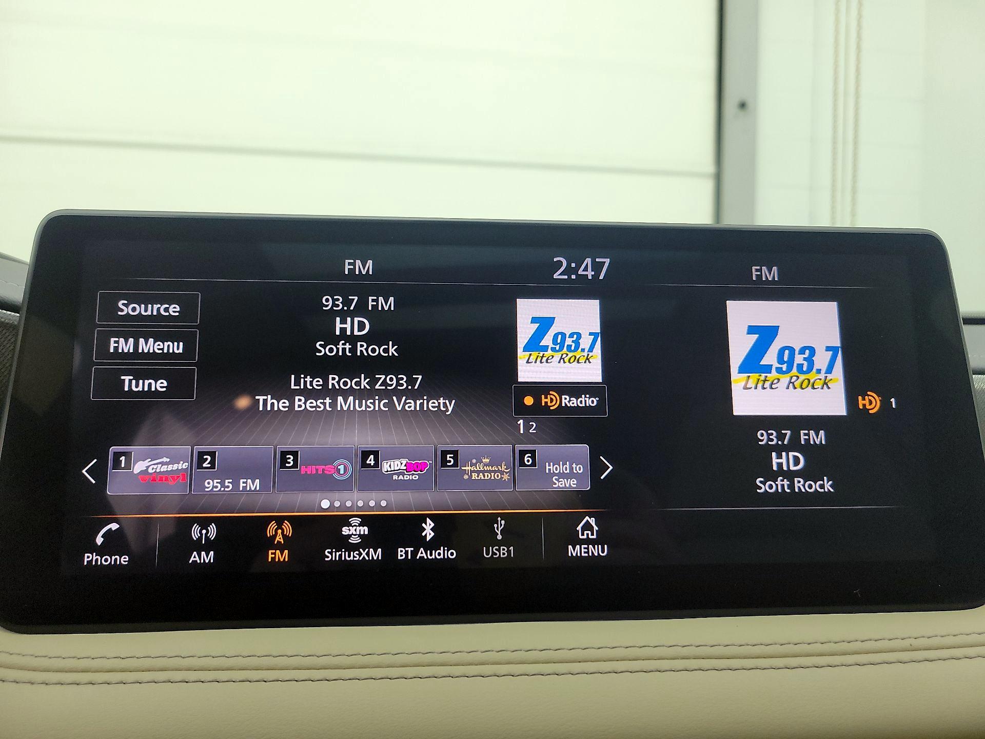 Thumbnail: 2023 INFINITI QX60 - 16