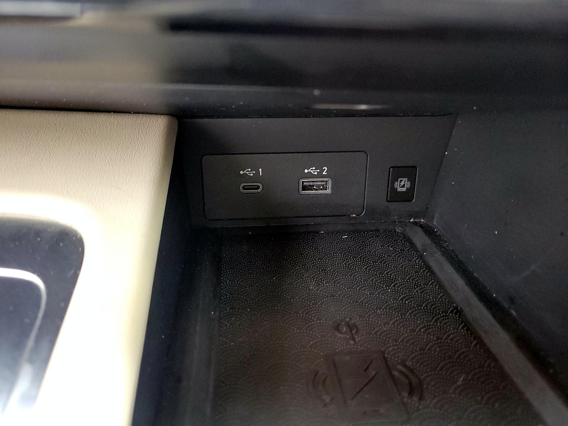 Thumbnail: 2023 INFINITI QX60 - 19