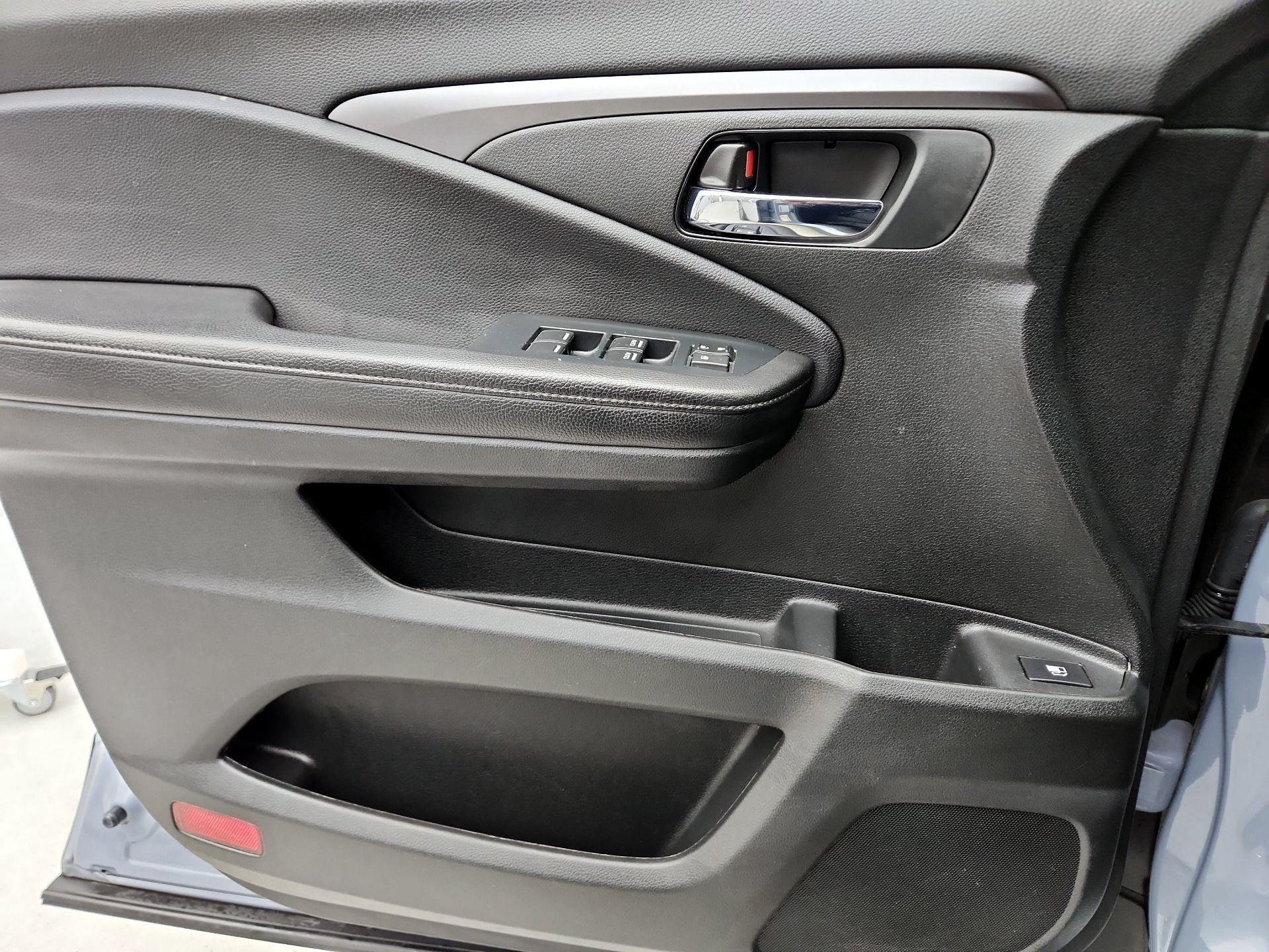 Thumbnail: 2022 Honda Pilot - 12