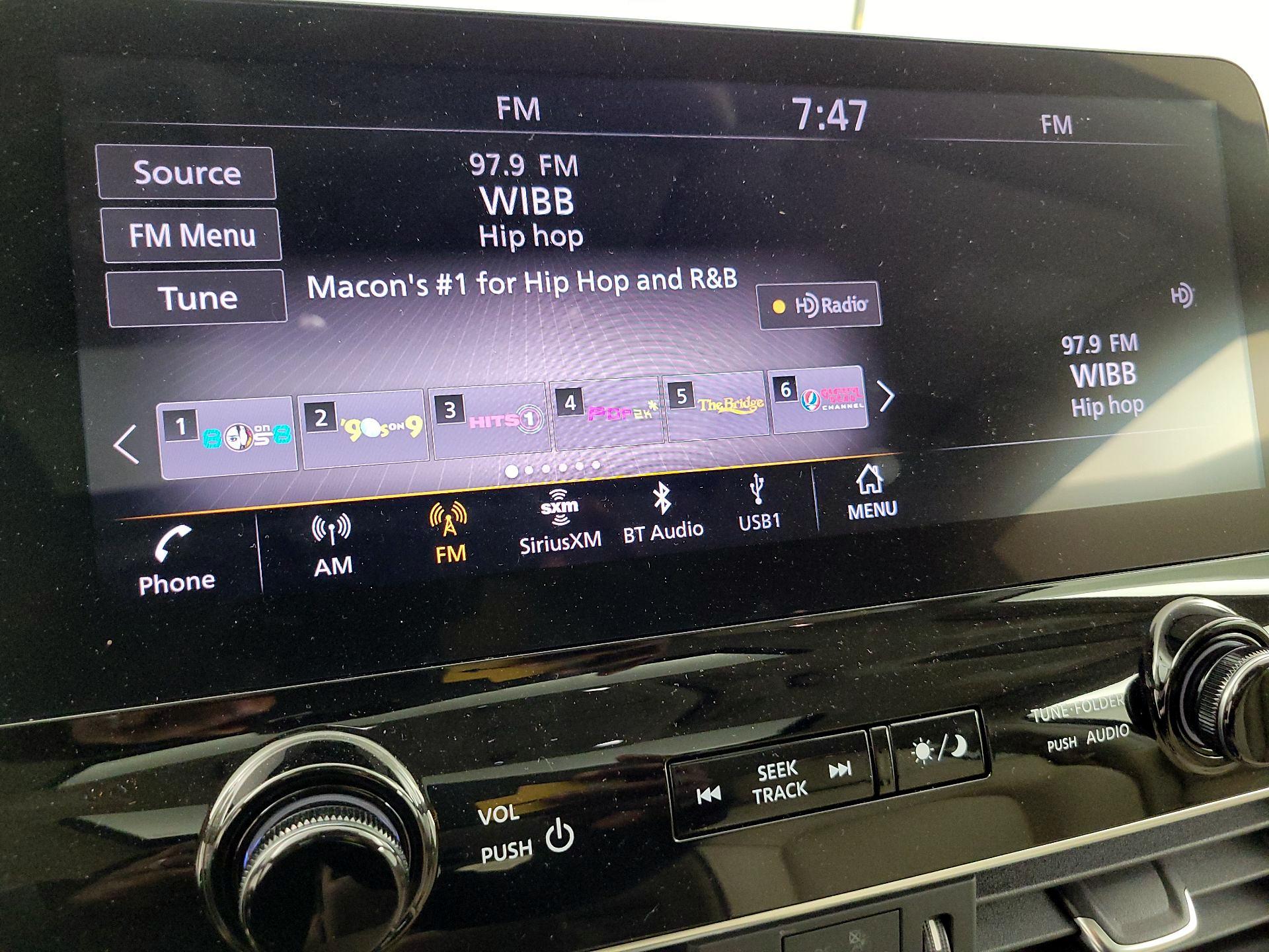 Thumbnail: 2022 INFINITI QX80 - 16