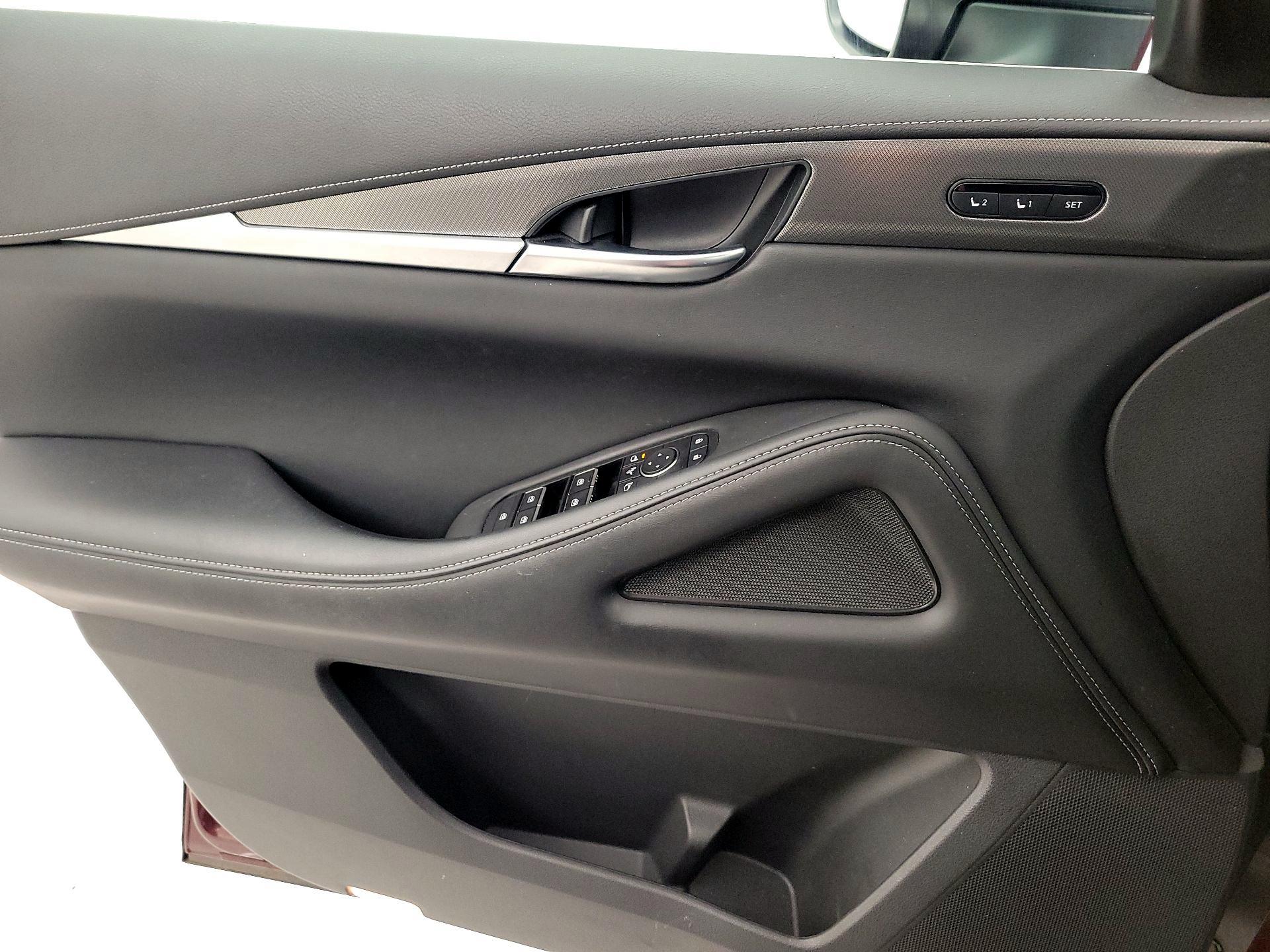 Thumbnail: 2023 INFINITI QX60 - 12