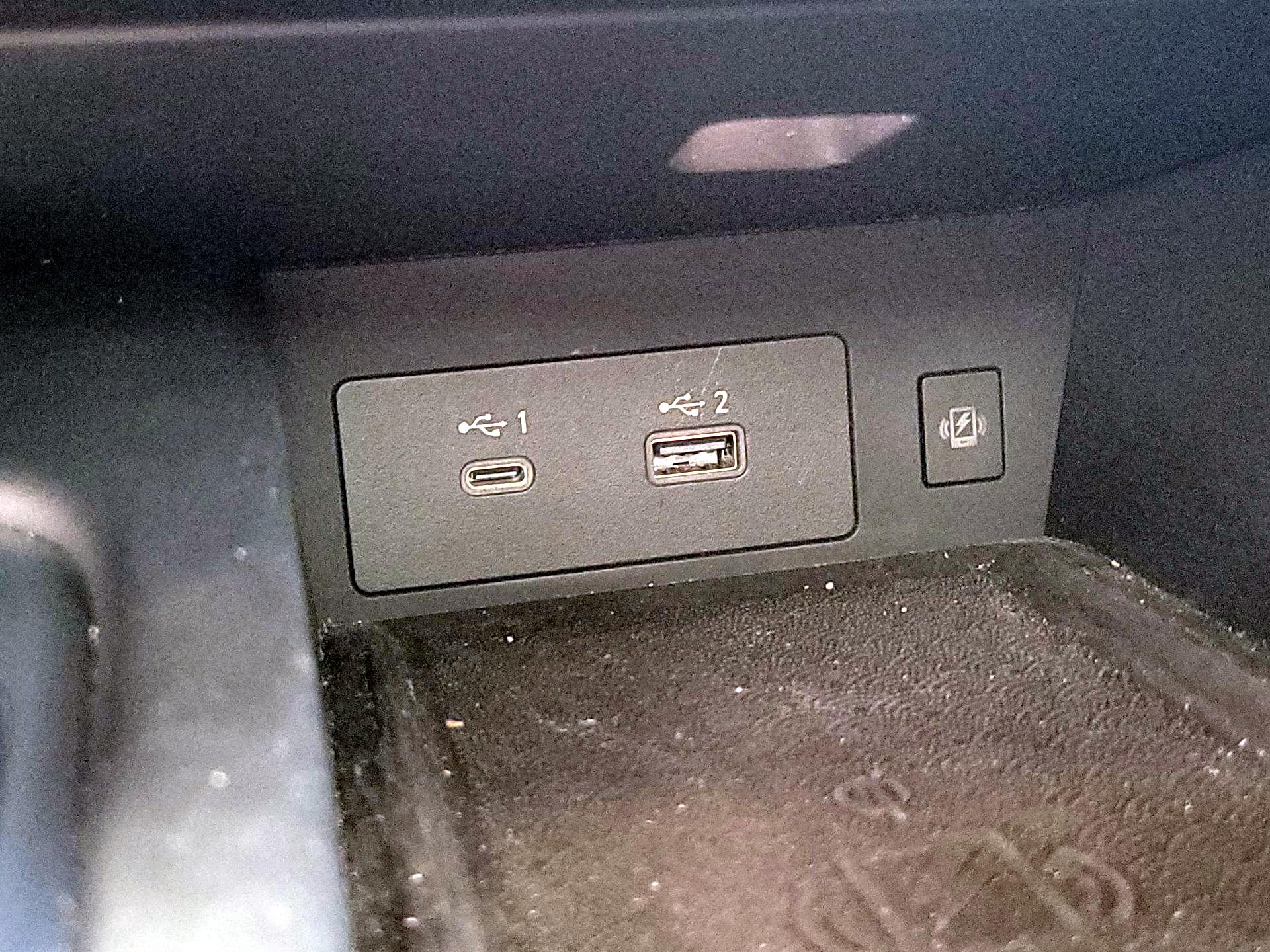 Thumbnail: 2023 INFINITI QX60 - 19