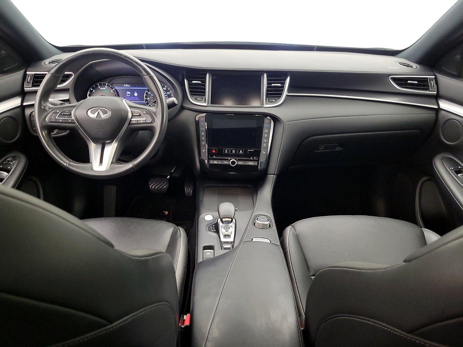 Thumbnail: 2023 INFINITI QX55 - 9