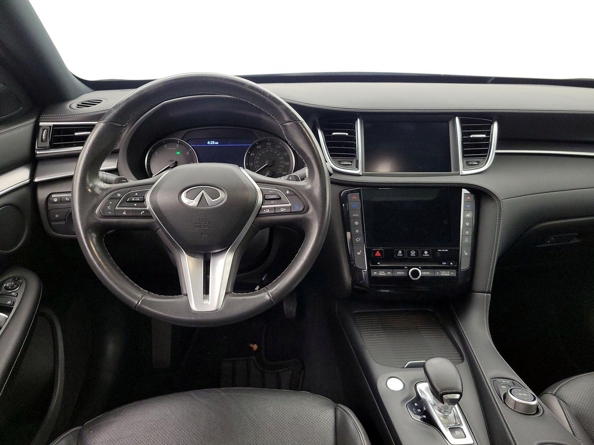 Thumbnail: 2023 INFINITI QX55 - 10