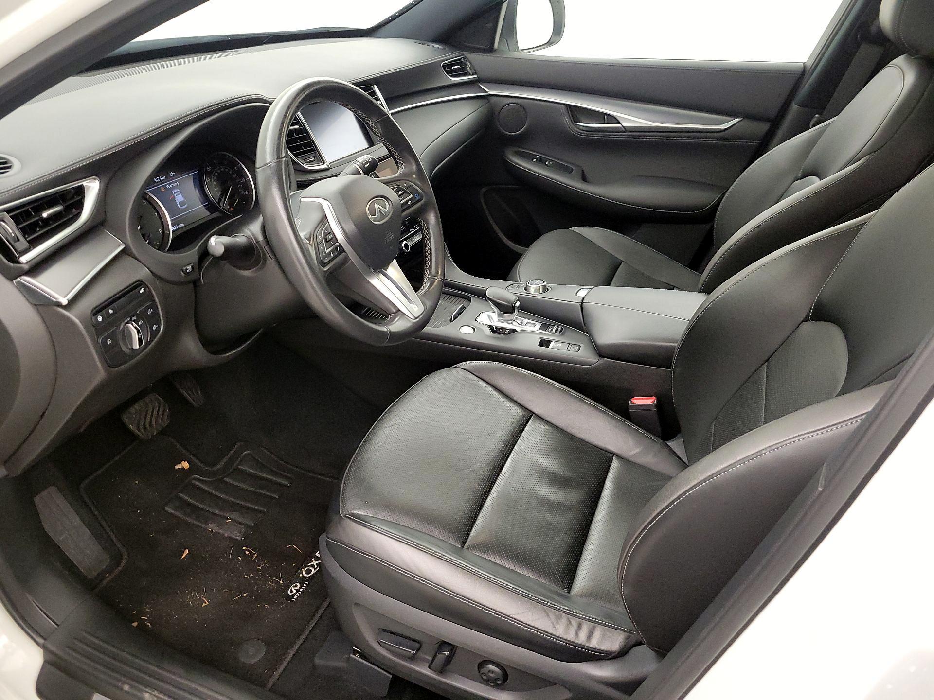 Thumbnail: 2023 INFINITI QX55 - 11