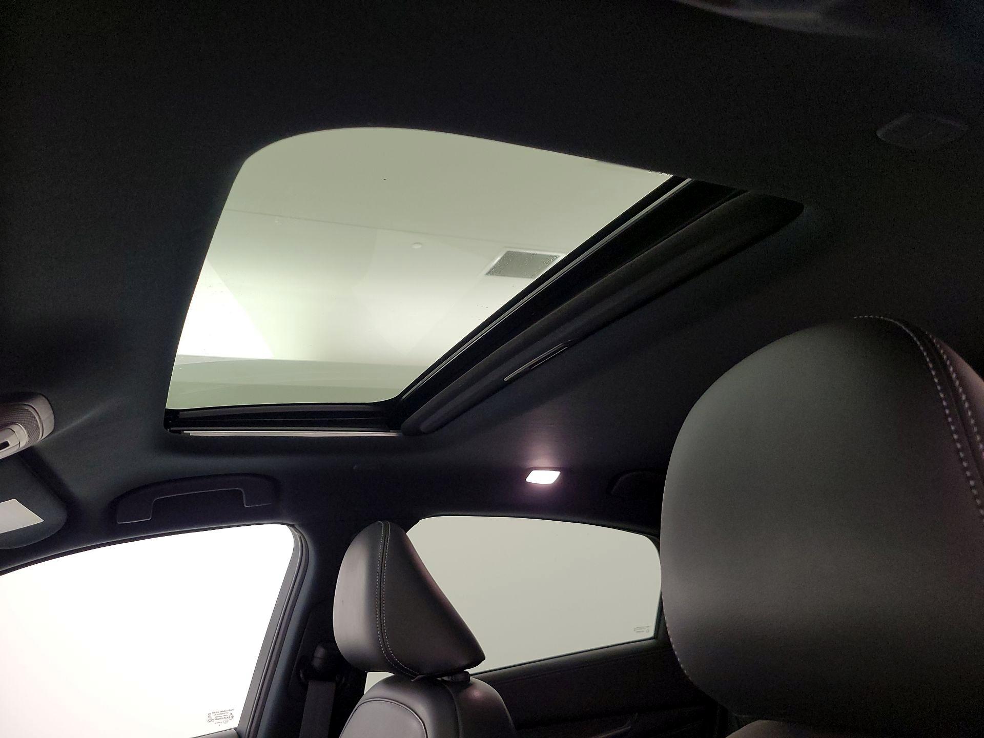 Thumbnail: 2023 INFINITI QX55 - 19