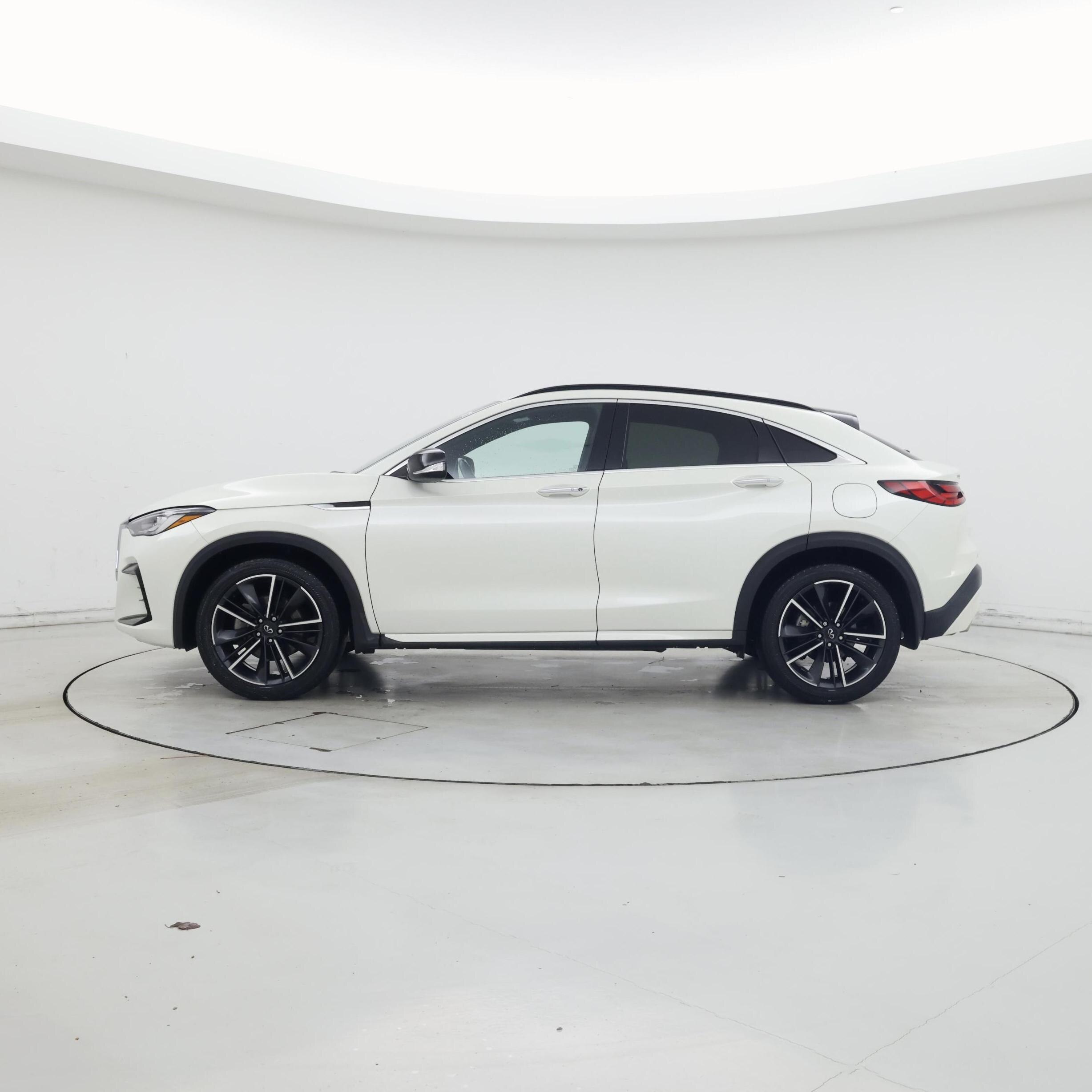 Thumbnail: 2023 INFINITI QX55 - 3