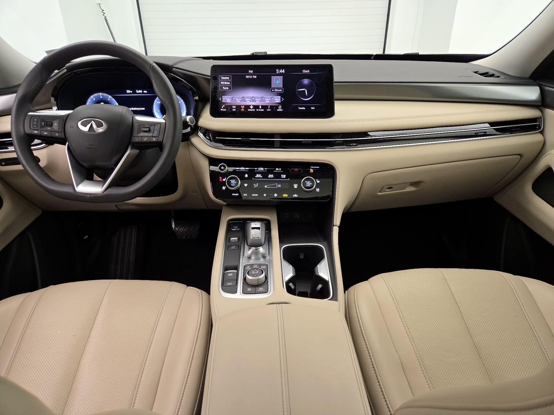 Thumbnail: 2023 INFINITI QX60 - 9