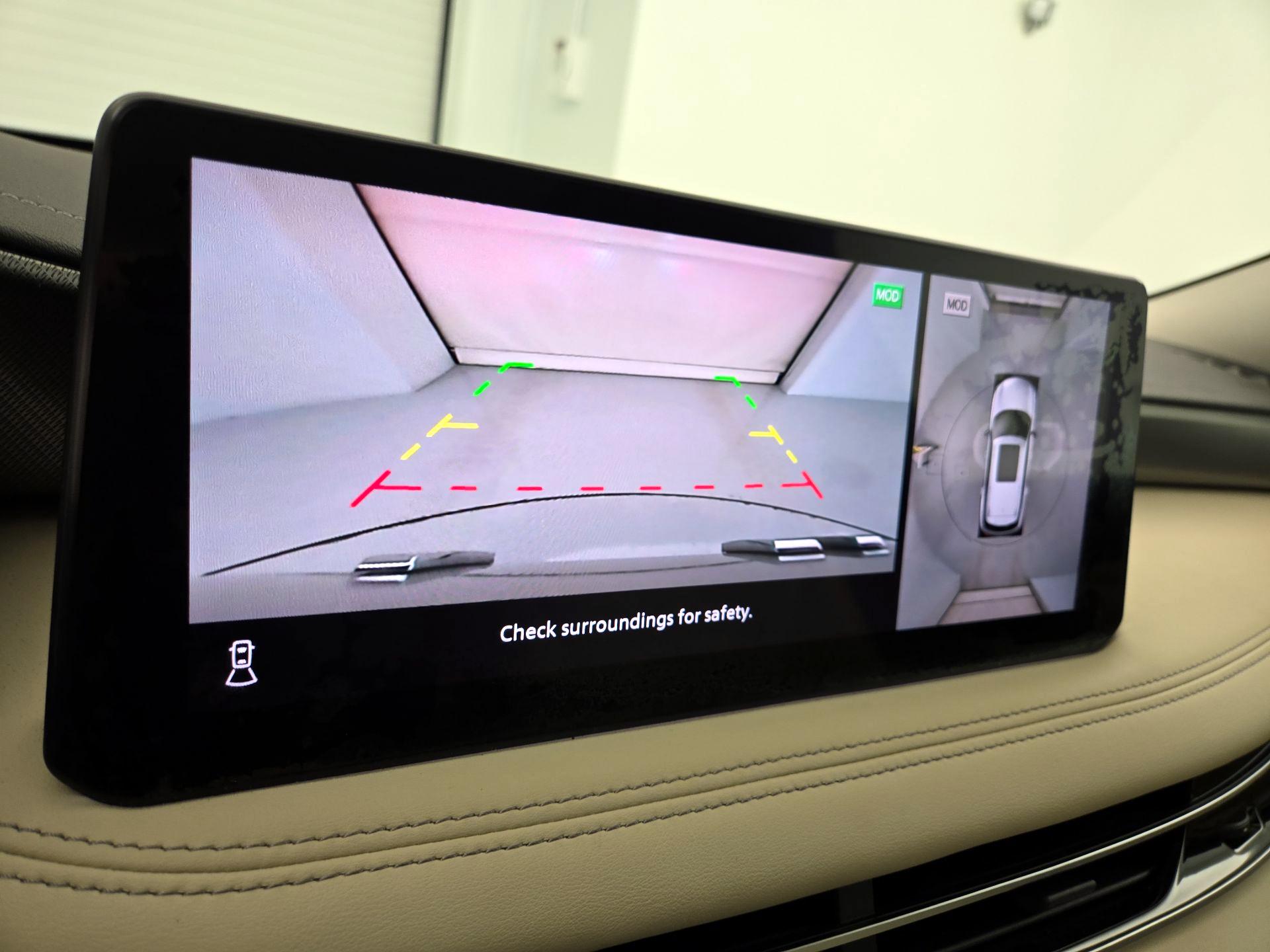 Thumbnail: 2023 INFINITI QX60 - 15