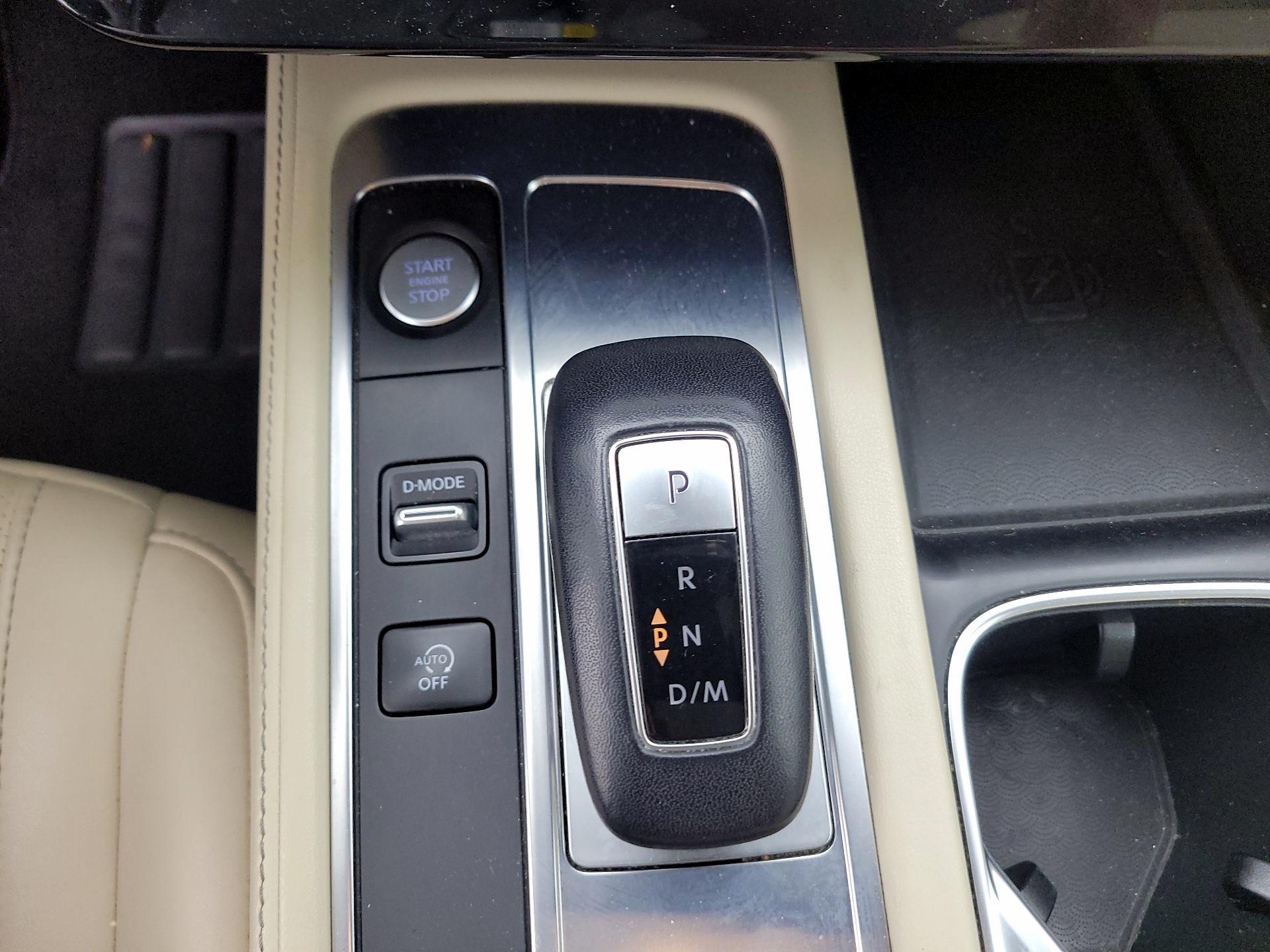 Thumbnail: 2023 INFINITI QX60 - 17