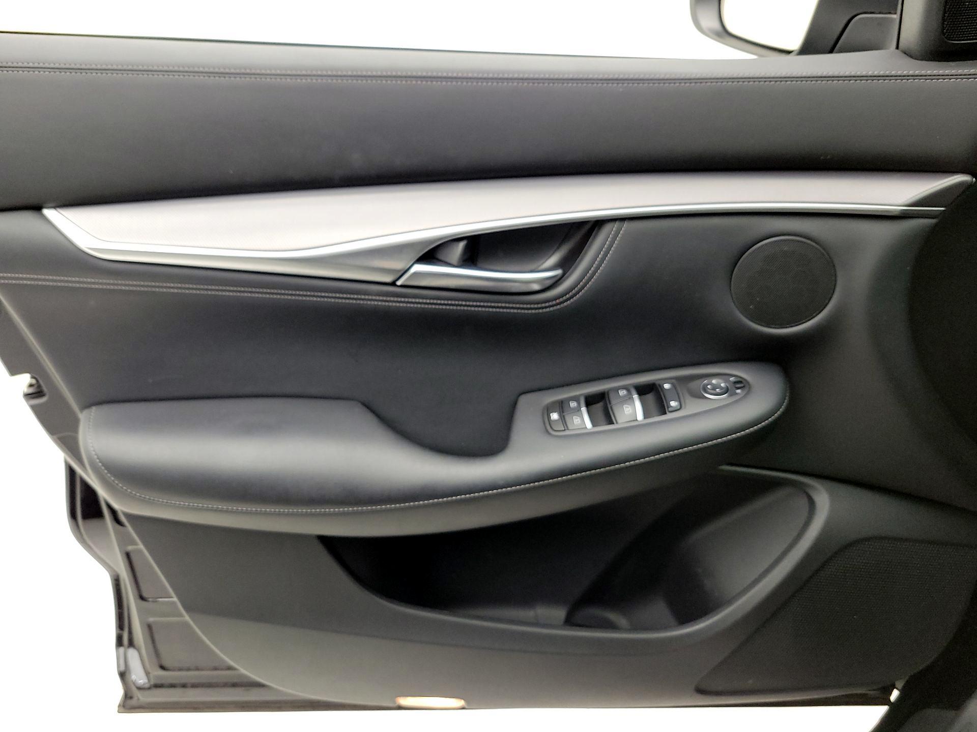 Thumbnail: 2022 INFINITI QX55 - 12