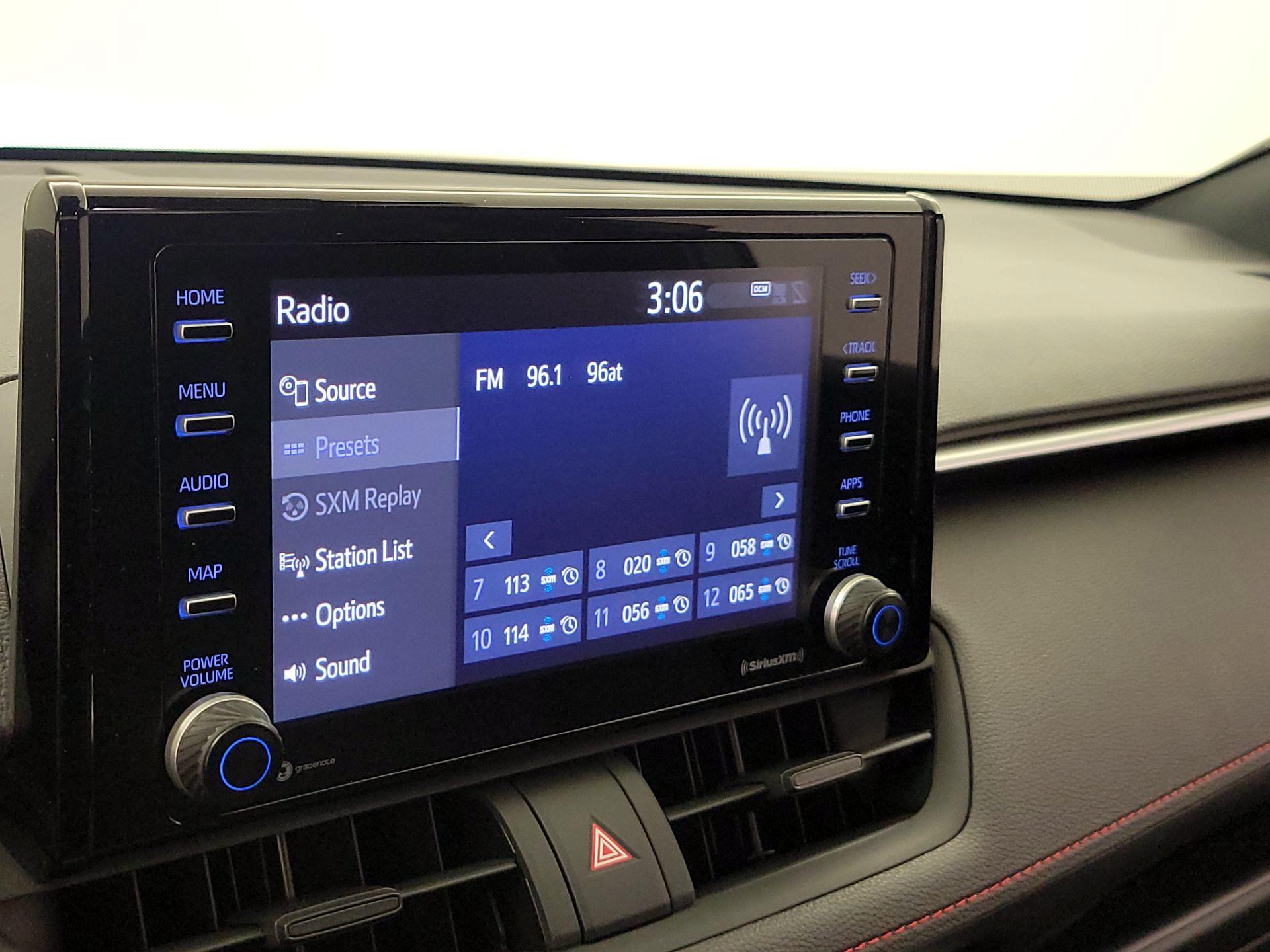 Thumbnail: 2022 Toyota RAV4 - 15