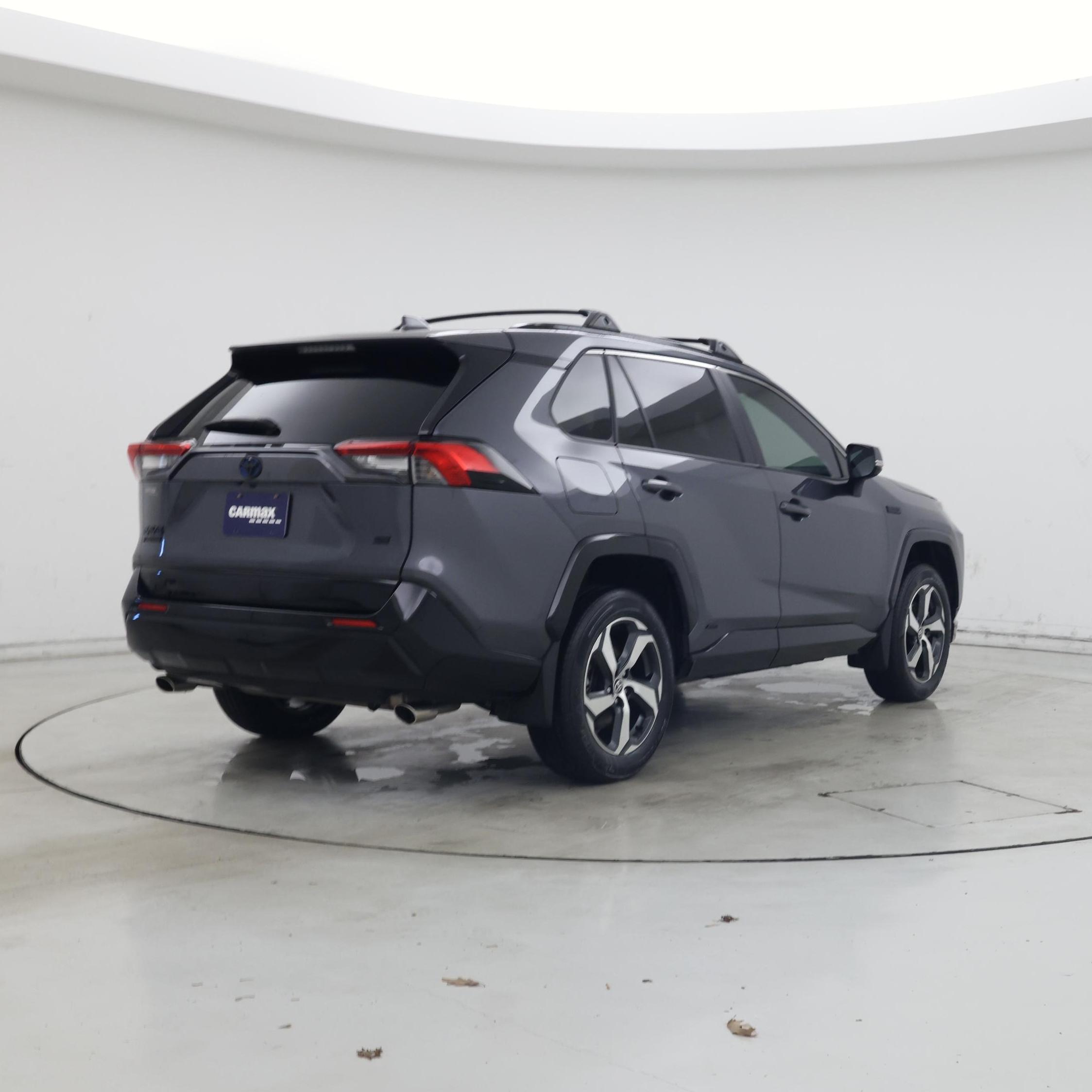Thumbnail: 2022 Toyota RAV4 - 8