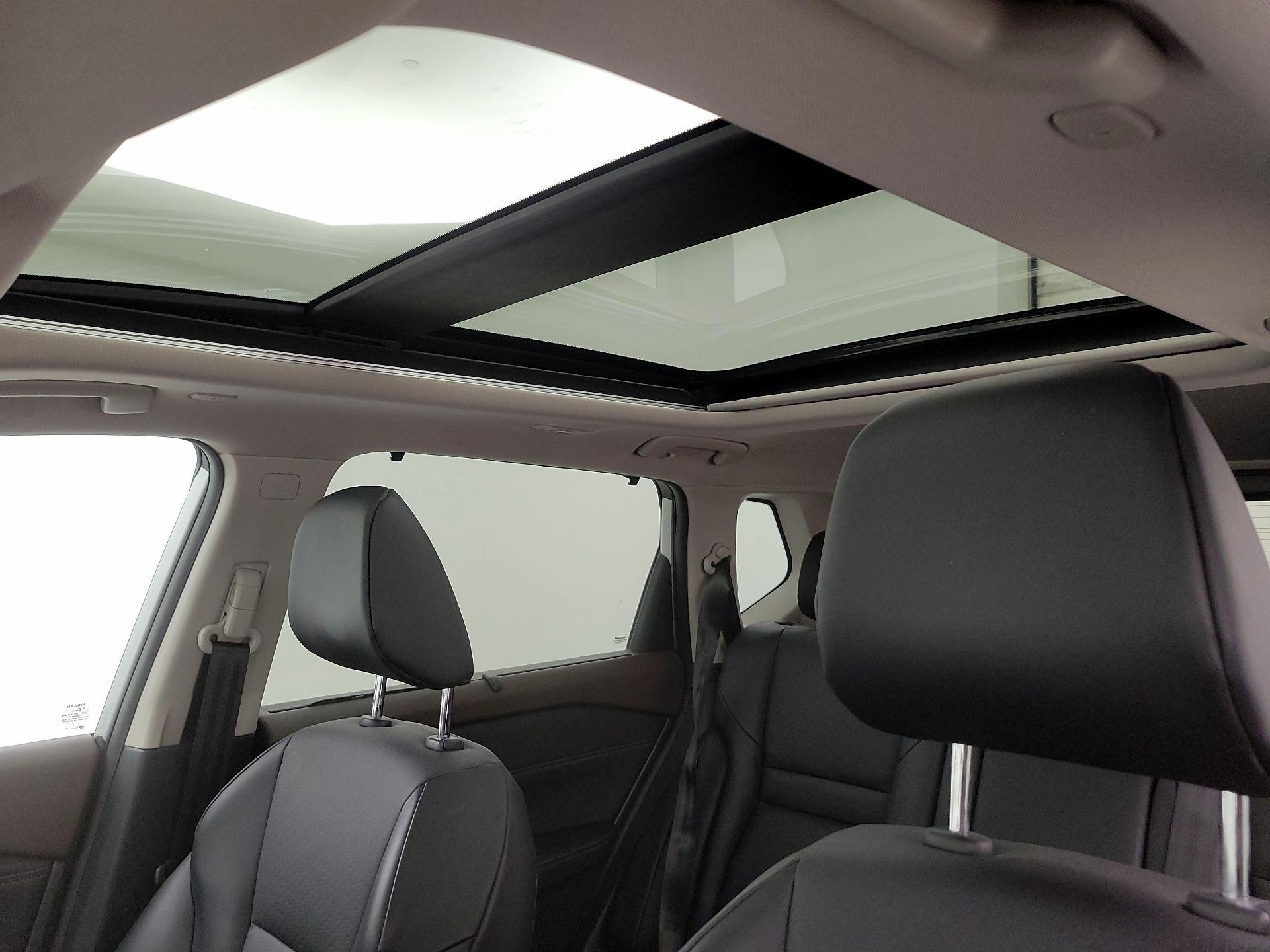 Thumbnail: 2022 Nissan Rogue - 19