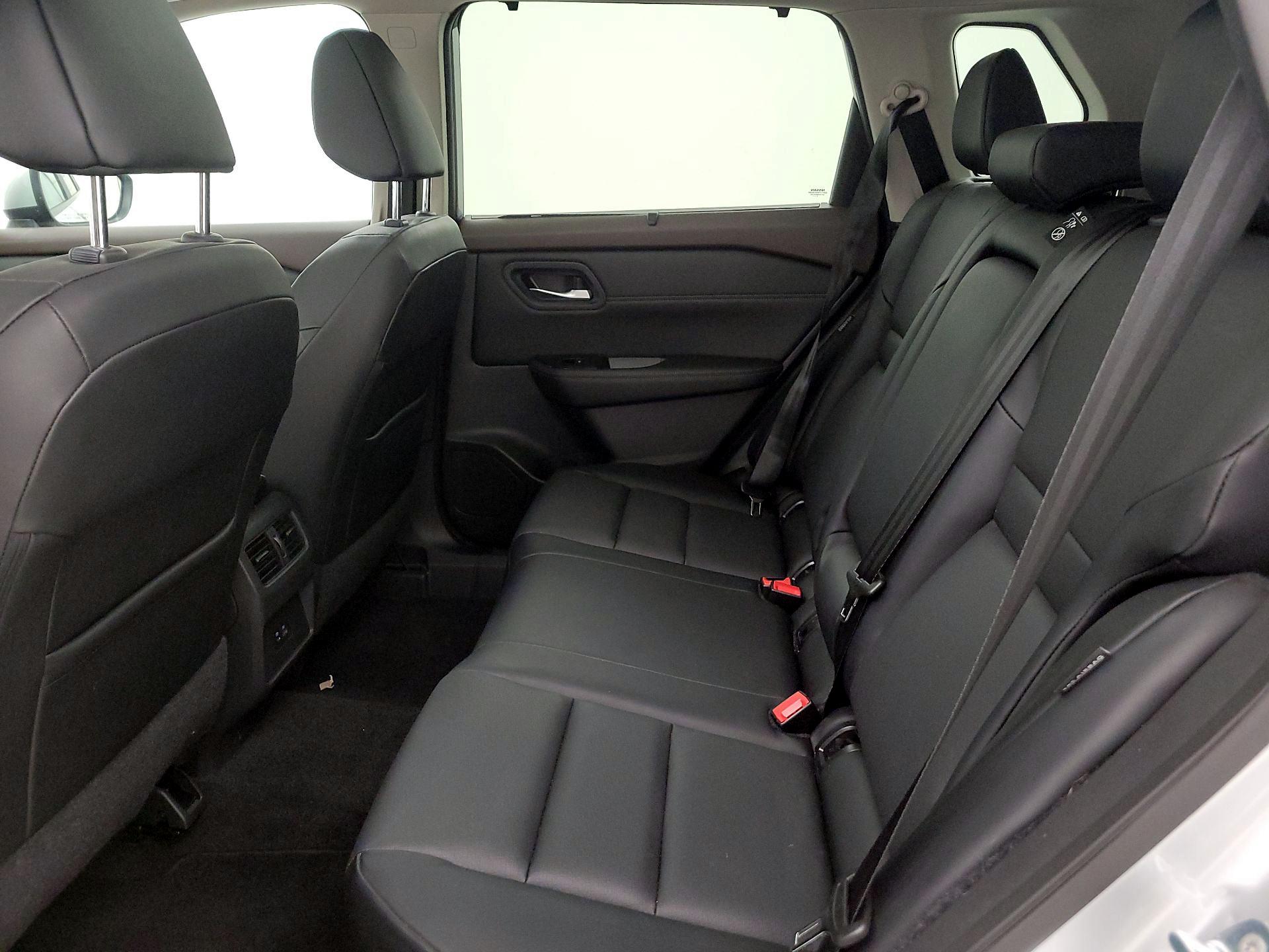 Thumbnail: 2022 Nissan Rogue - 20