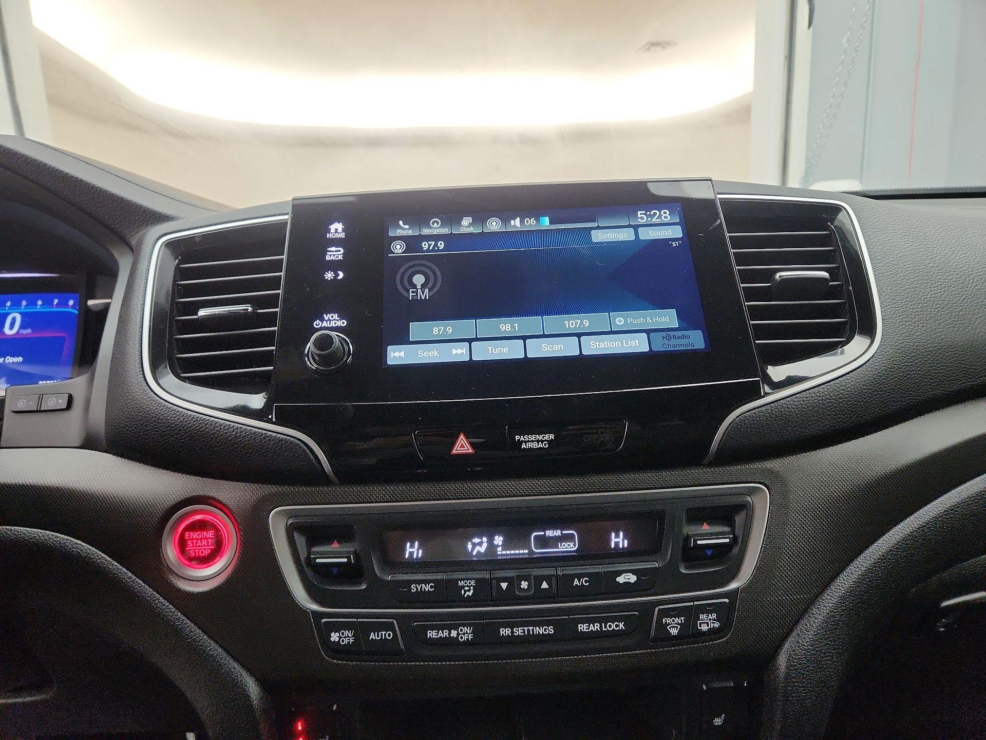 Thumbnail: 2022 Honda Pilot - 16