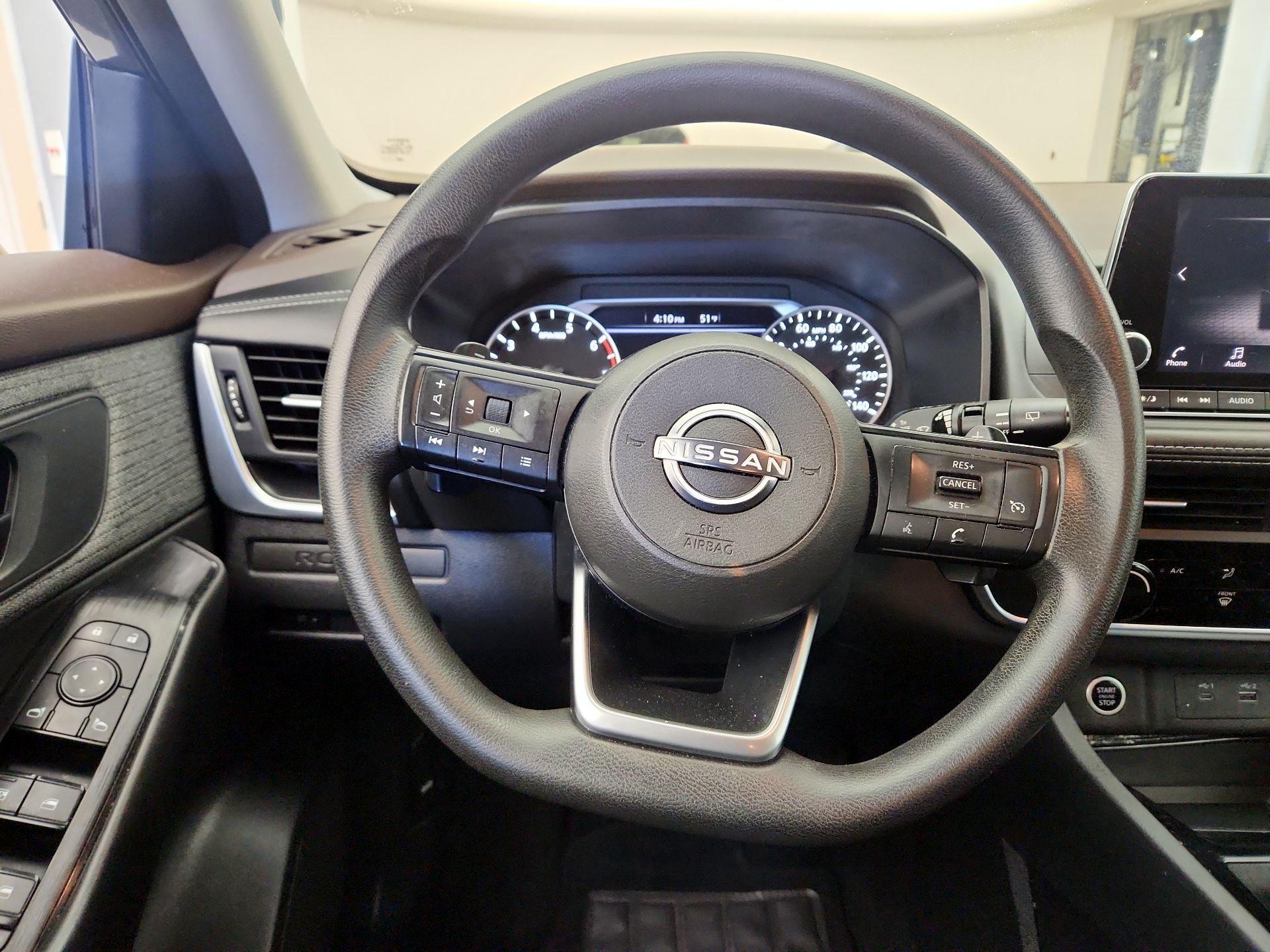 Thumbnail: 2023 Nissan Rogue - 10