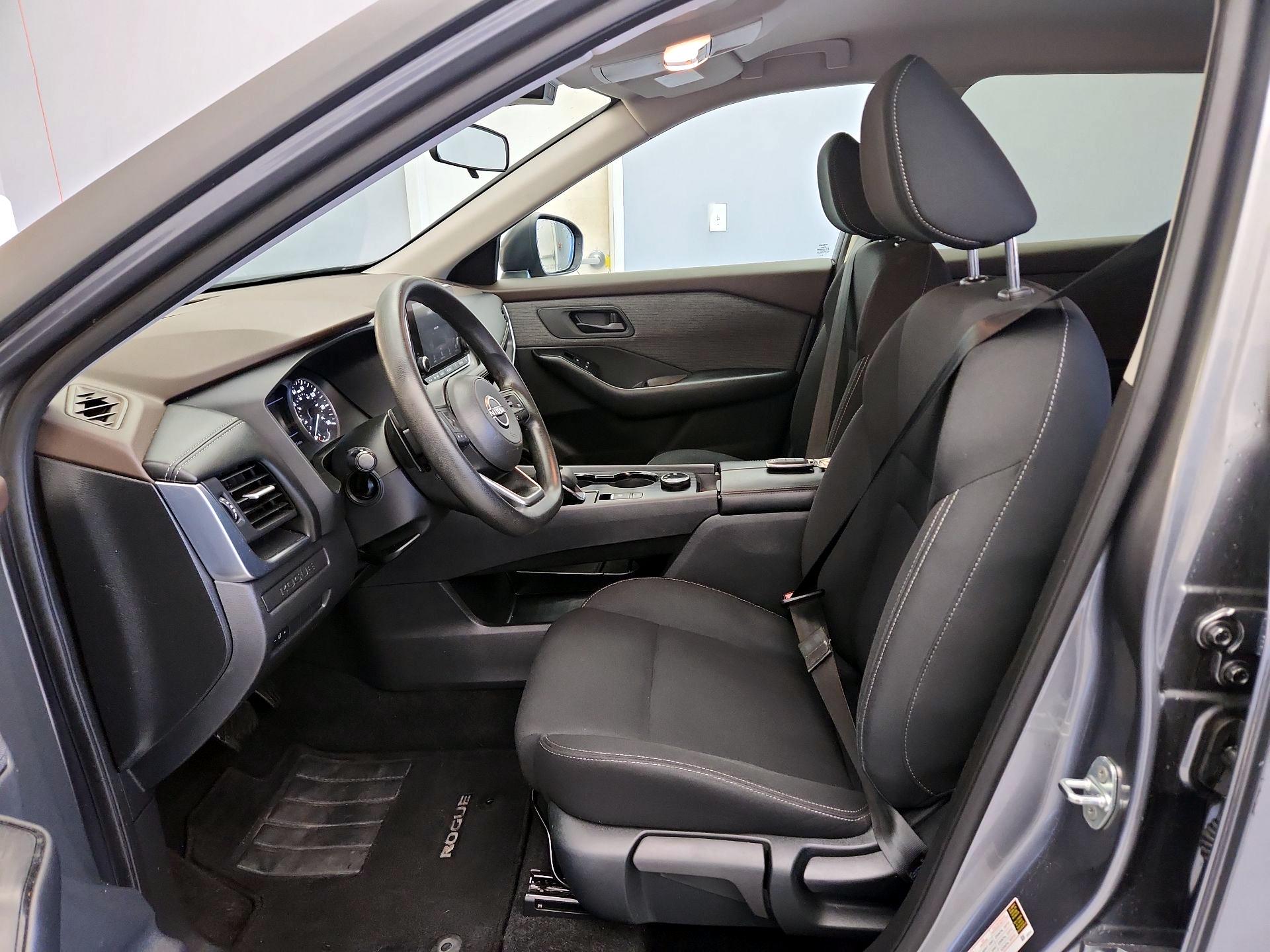 Thumbnail: 2023 Nissan Rogue - 11