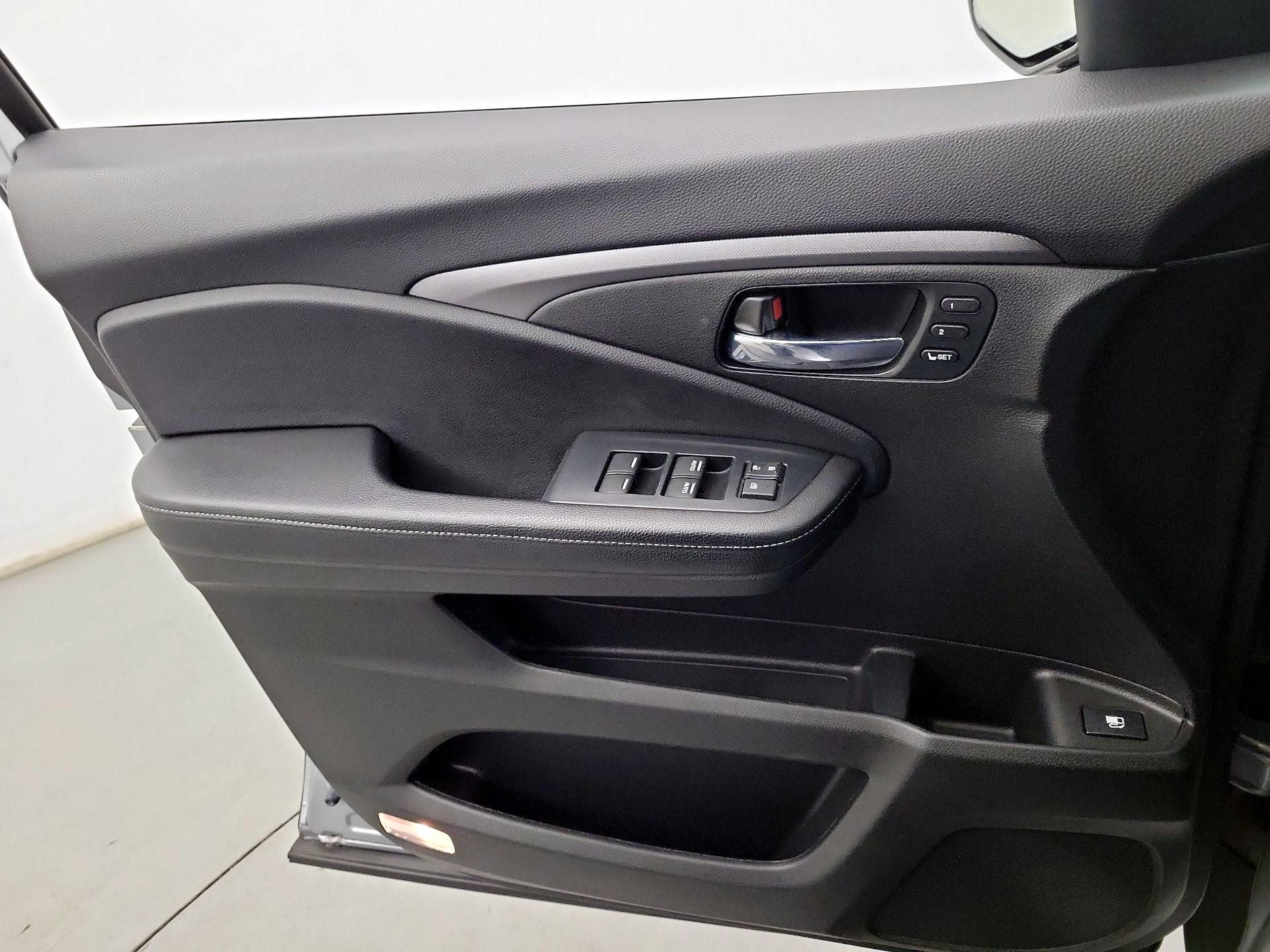 Thumbnail: 2023 Honda Ridgeline - 10