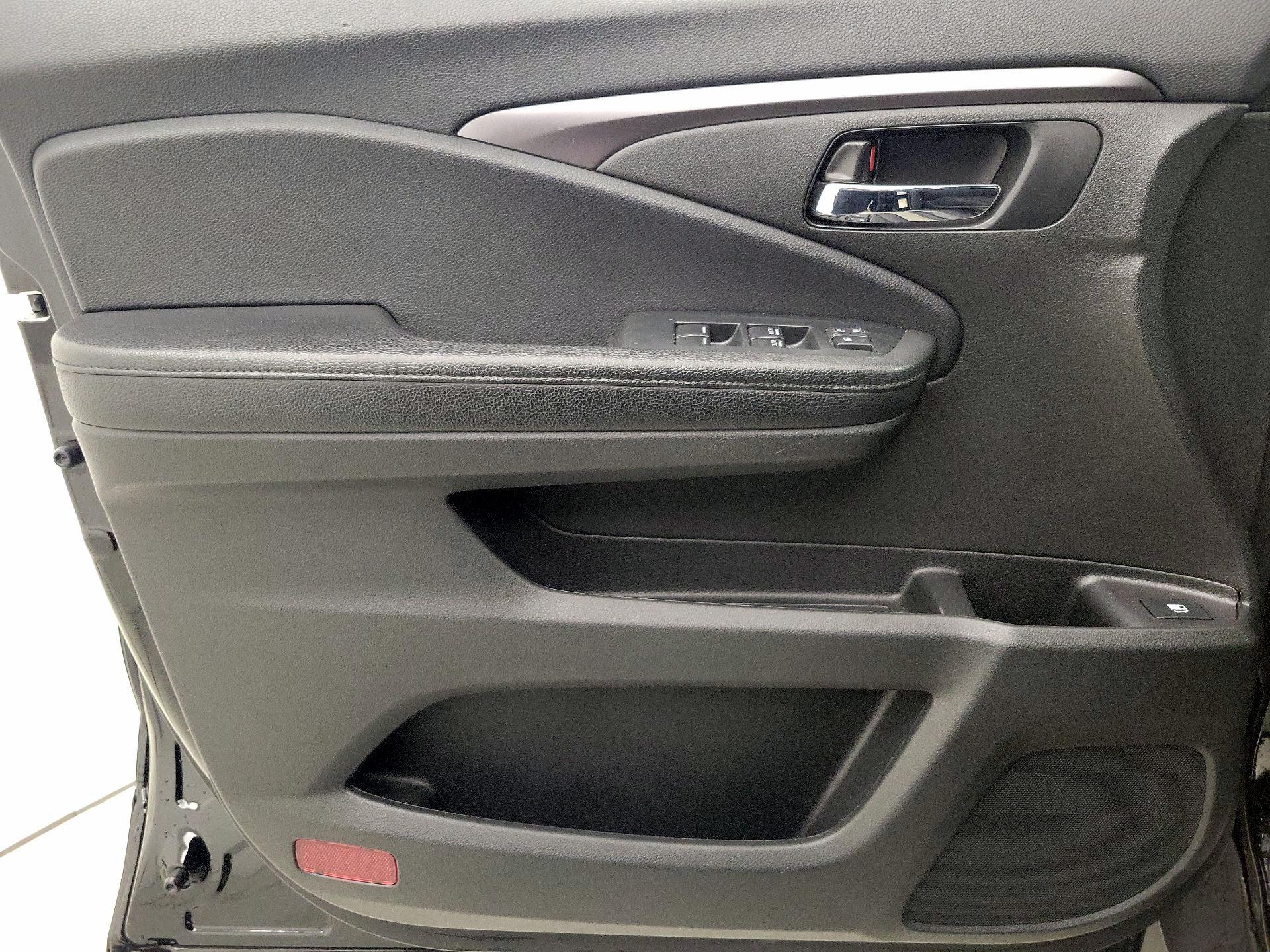 Thumbnail: 2022 Honda Pilot - 12