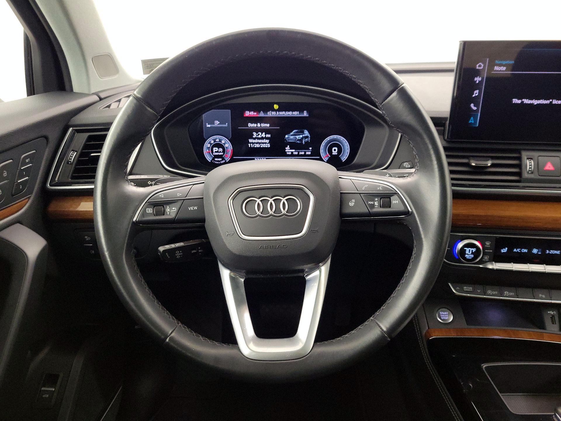 Thumbnail: 2023 Audi Q5 - 10