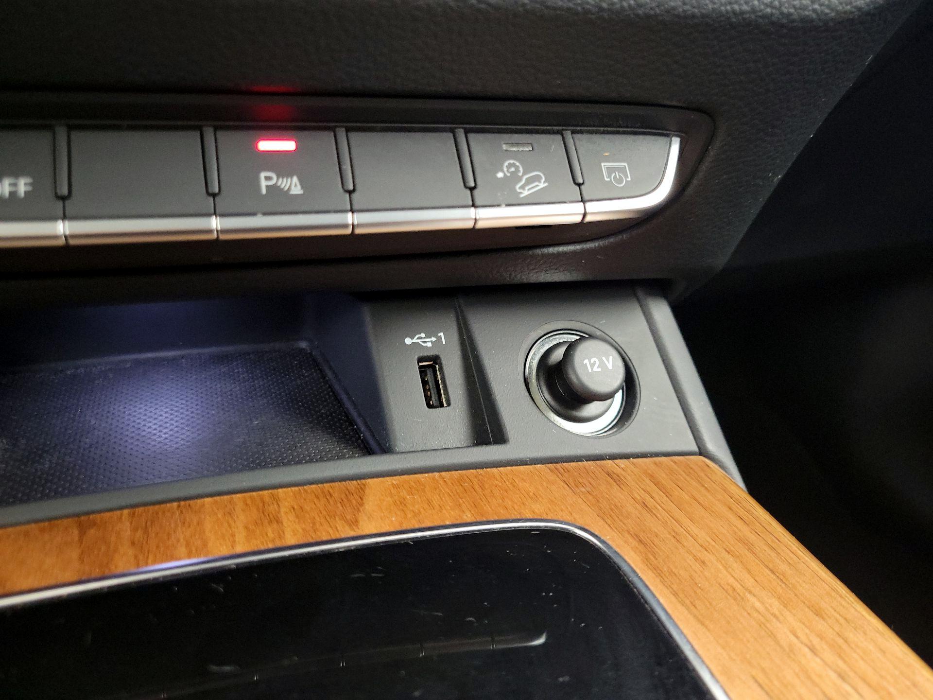 Thumbnail: 2023 Audi Q5 - 18