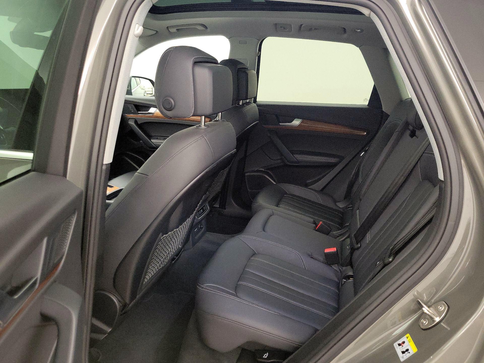 Thumbnail: 2023 Audi Q5 - 20