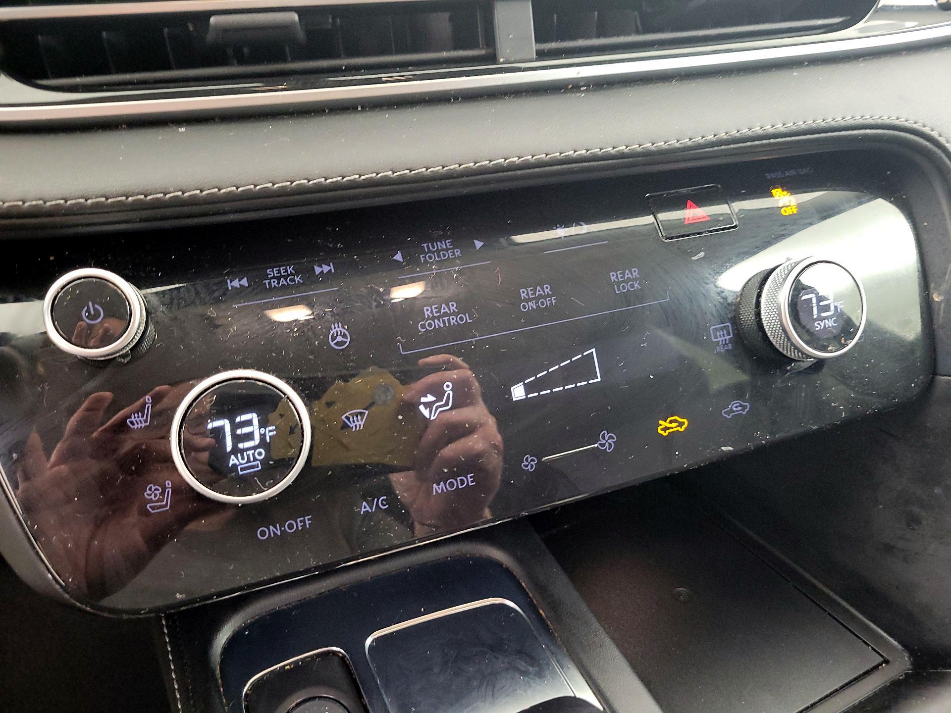 Thumbnail: 2023 INFINITI QX60 - 17