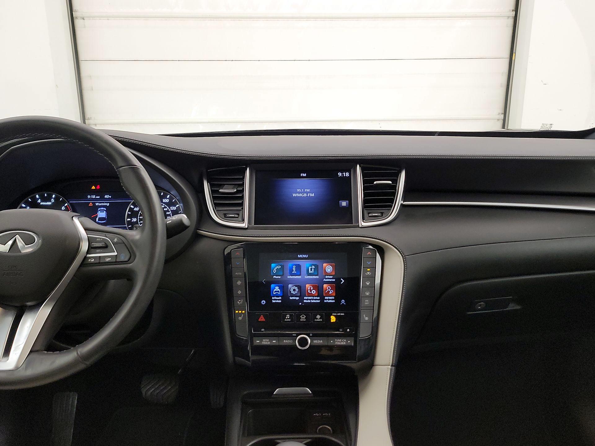 Thumbnail: 2023 INFINITI QX55 - 9